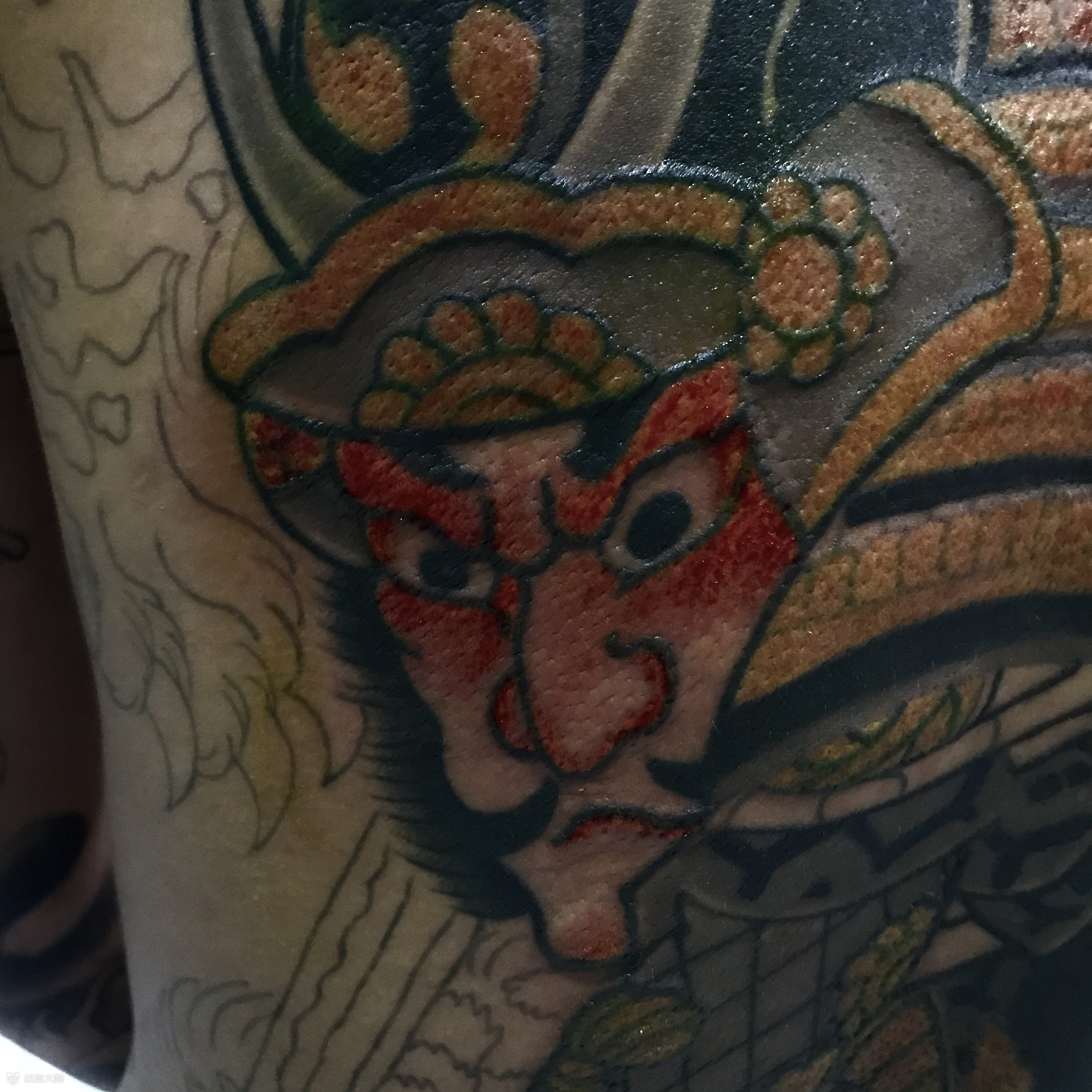 日式传统满背武士上了点彩色._纹身吧社区 - 纹身大咖