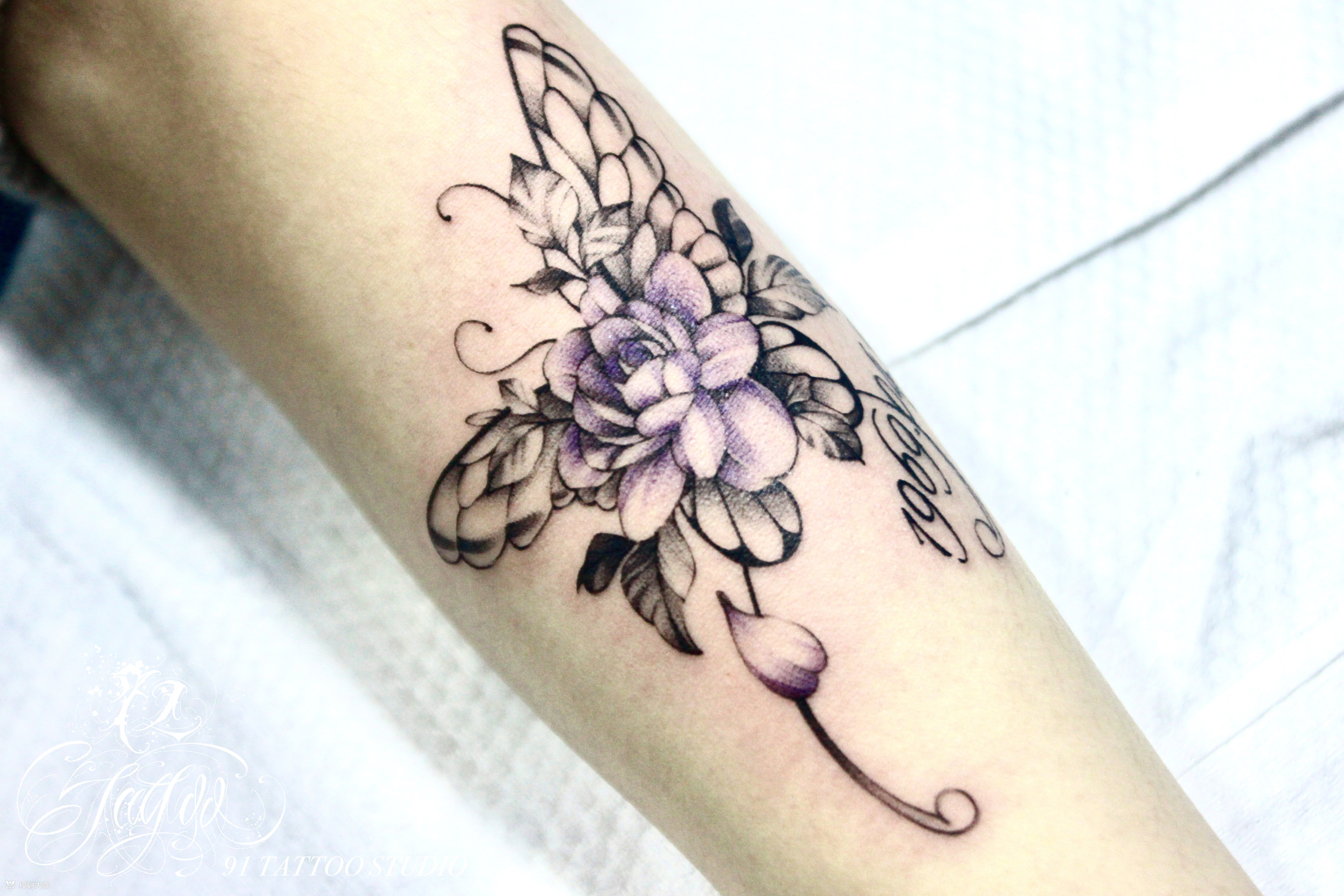 素花蝴蝶_纹身图案手稿图片_成虎的纹身作品集