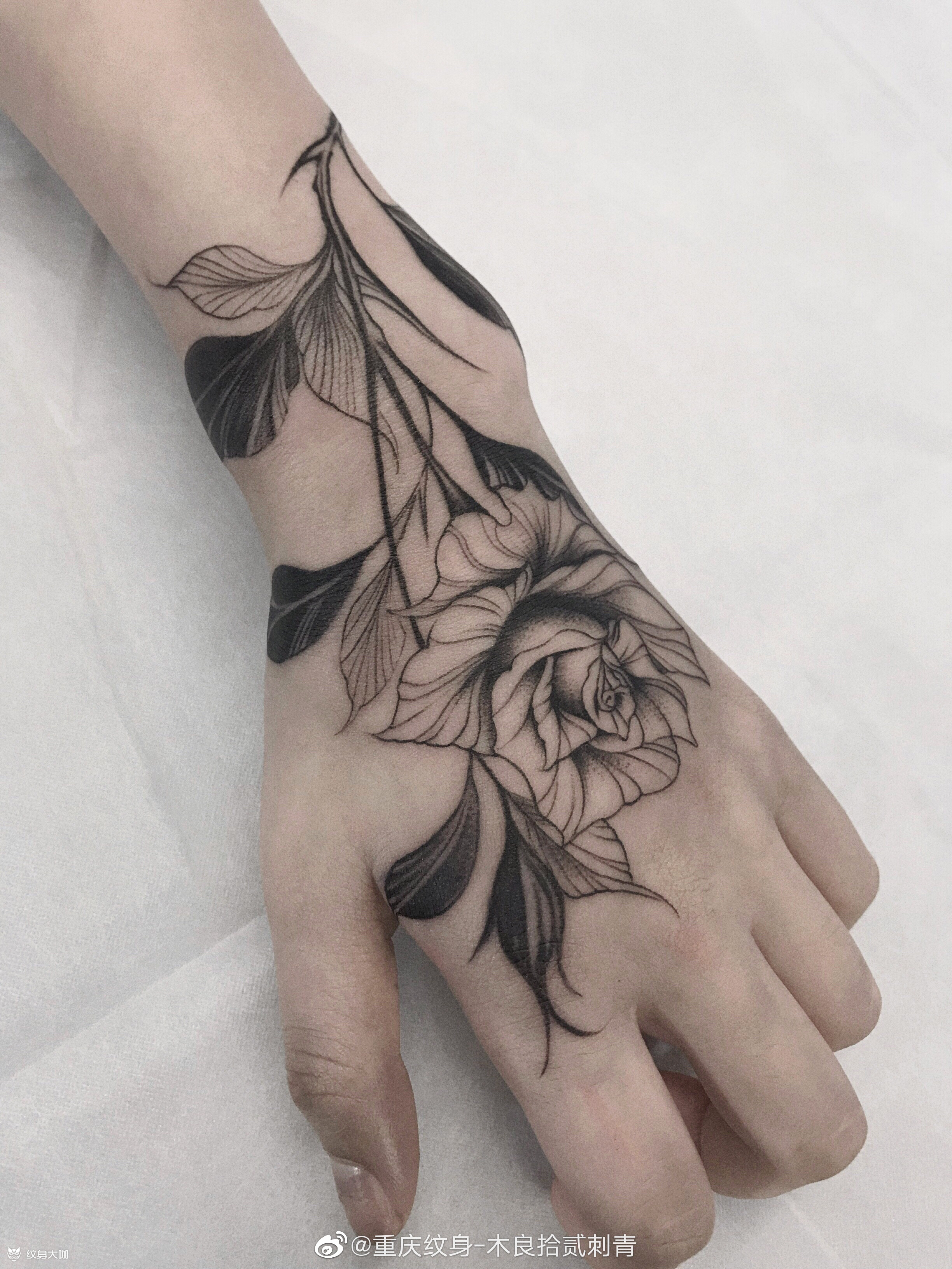 素花【根作品】_纹身图案手稿图片_木良拾贰的纹身作品集