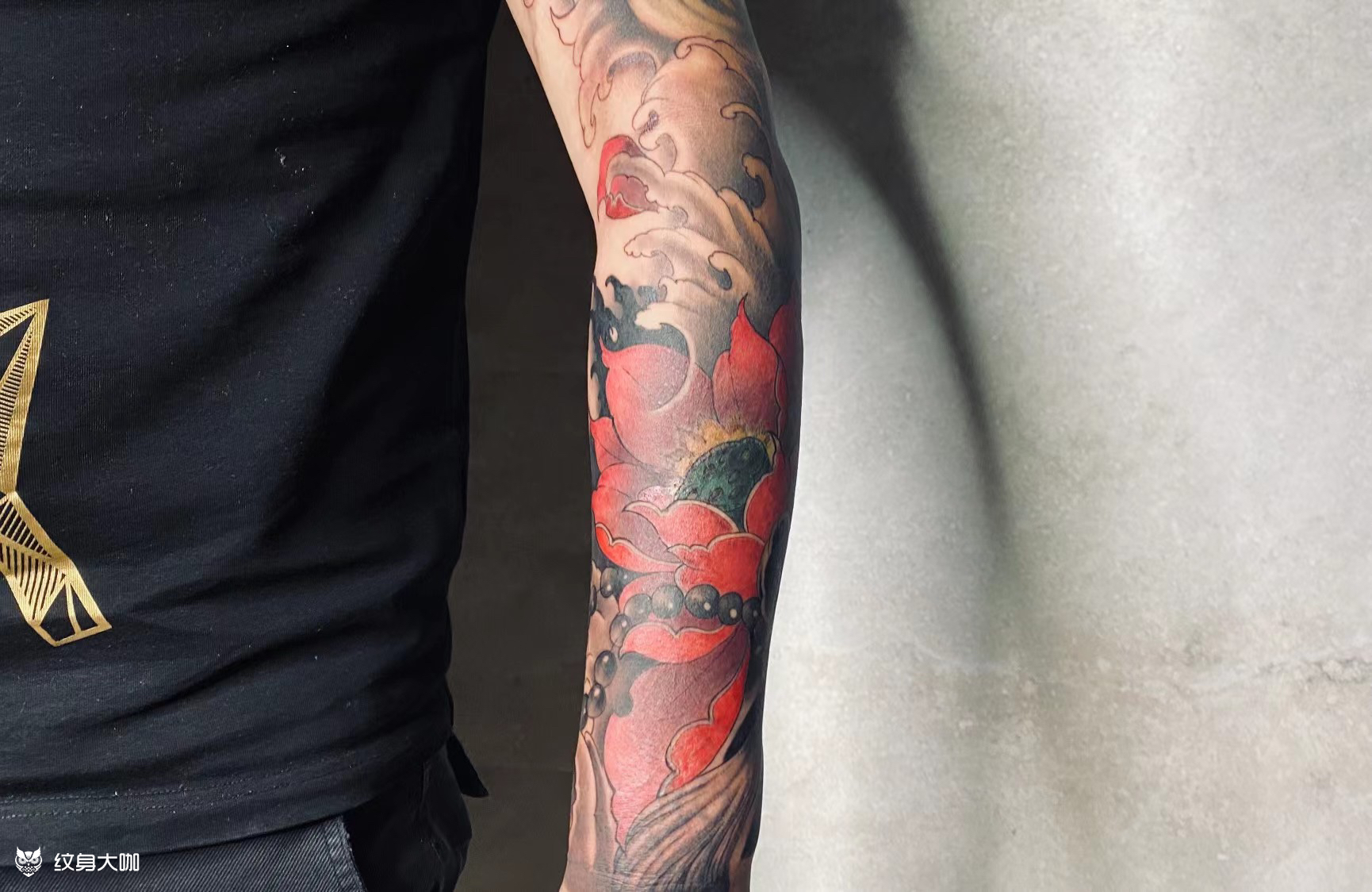 水浪荷花_纹身吧社区 - 纹身大咖