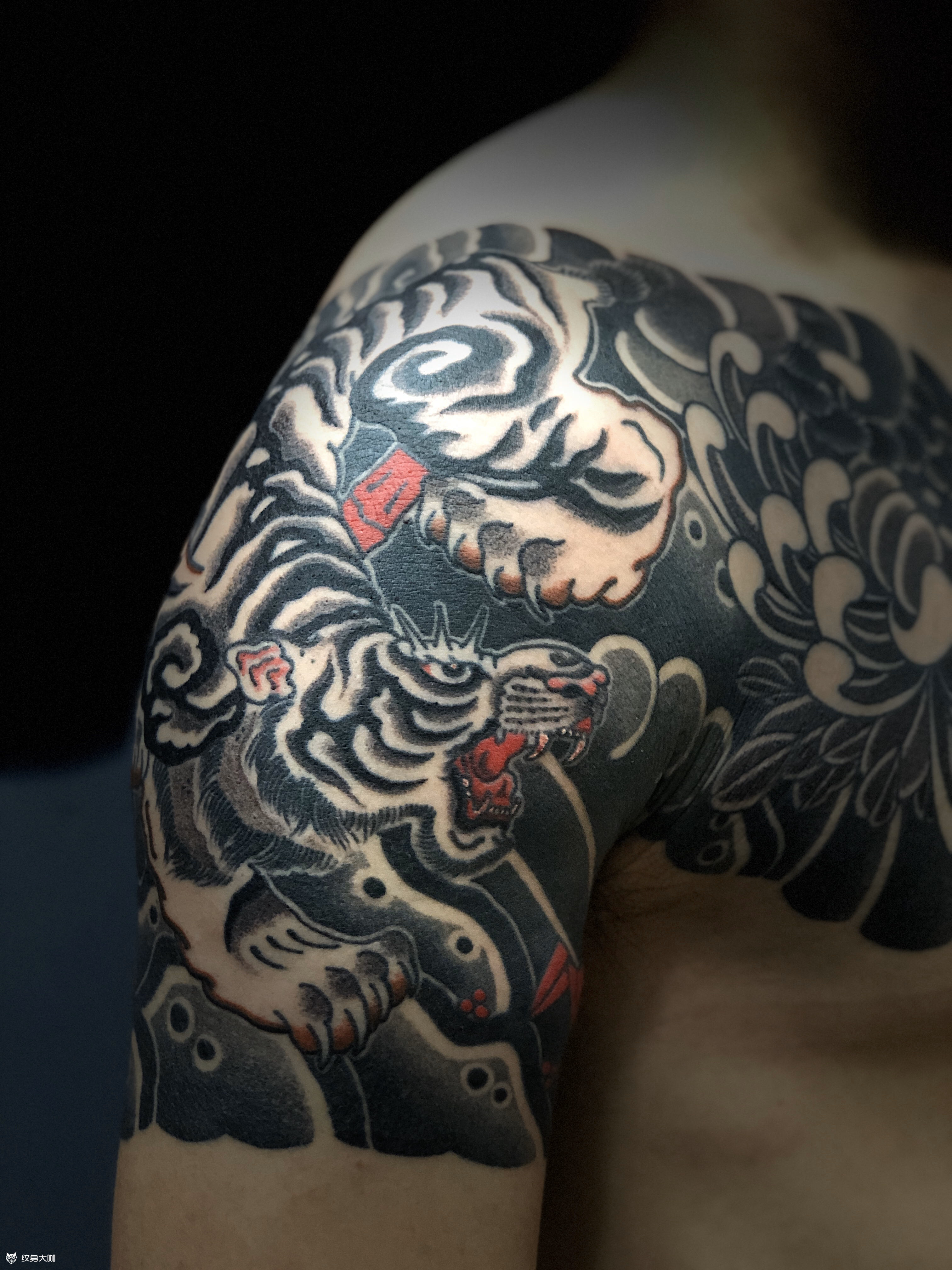 老传统半甲_纹身图案手稿图片_广州伦常的纹身作品集