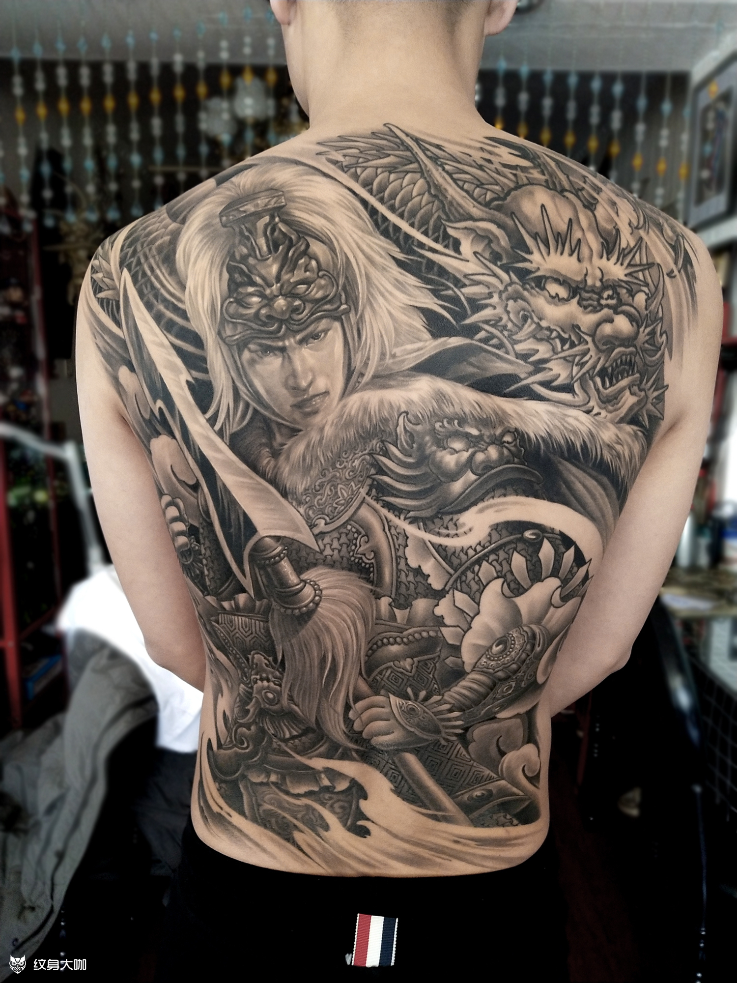 赵云_背部新传统纹身图案大全 - 纹身大咖