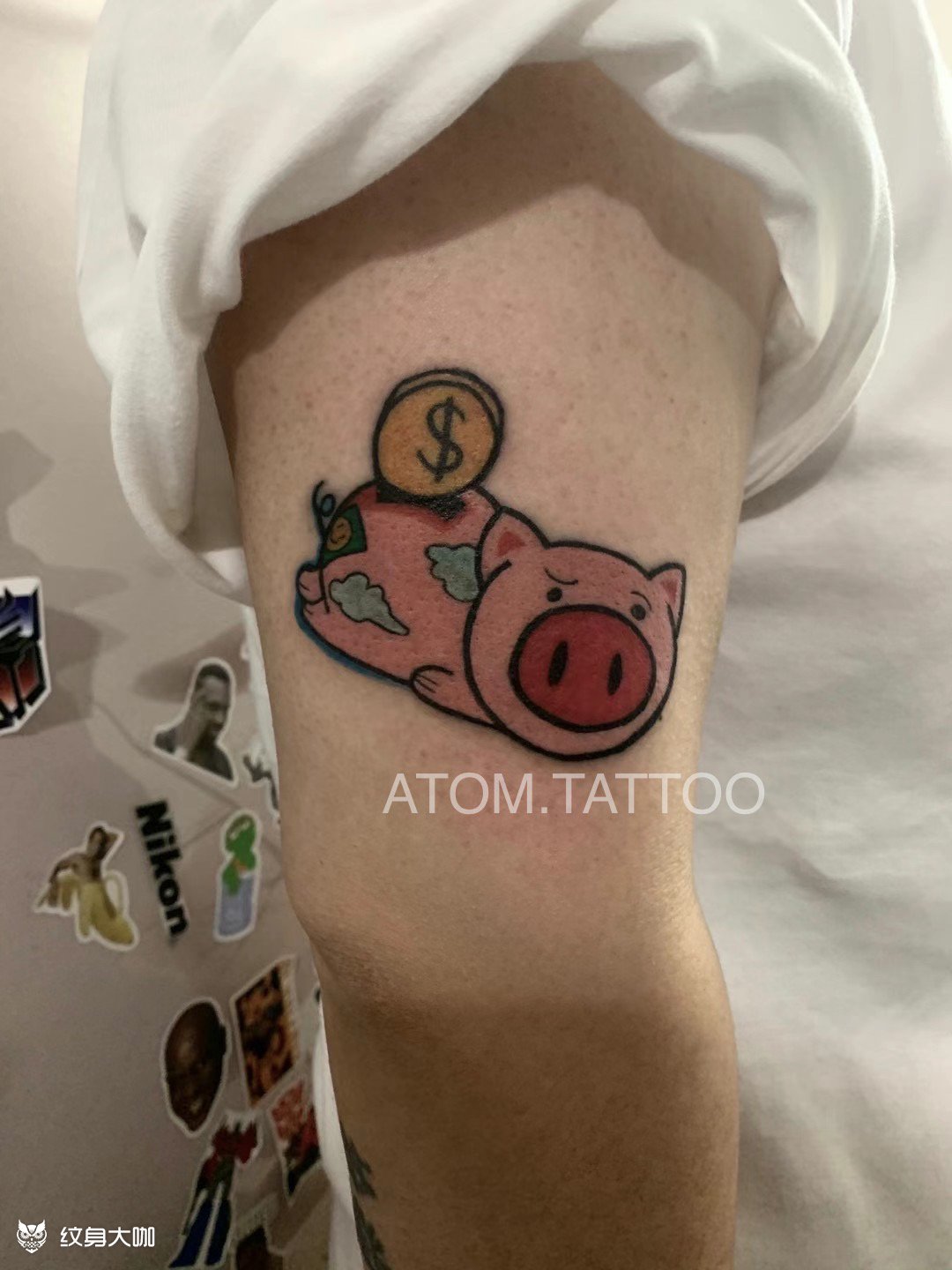 小粉猪99_纹身图案手稿图片_atom.studio91的纹身作品集