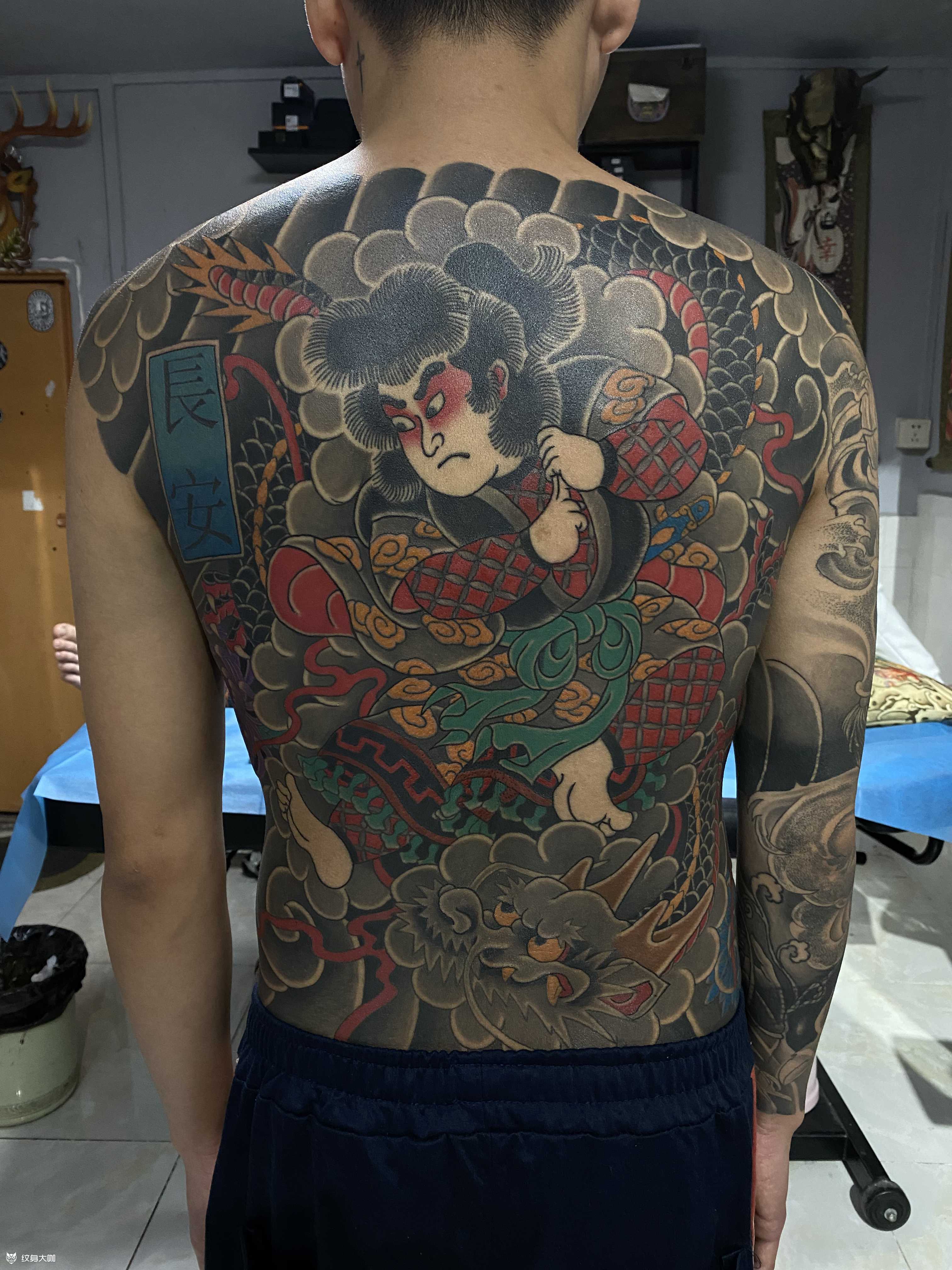 云龙太郎满背纹身手稿图片