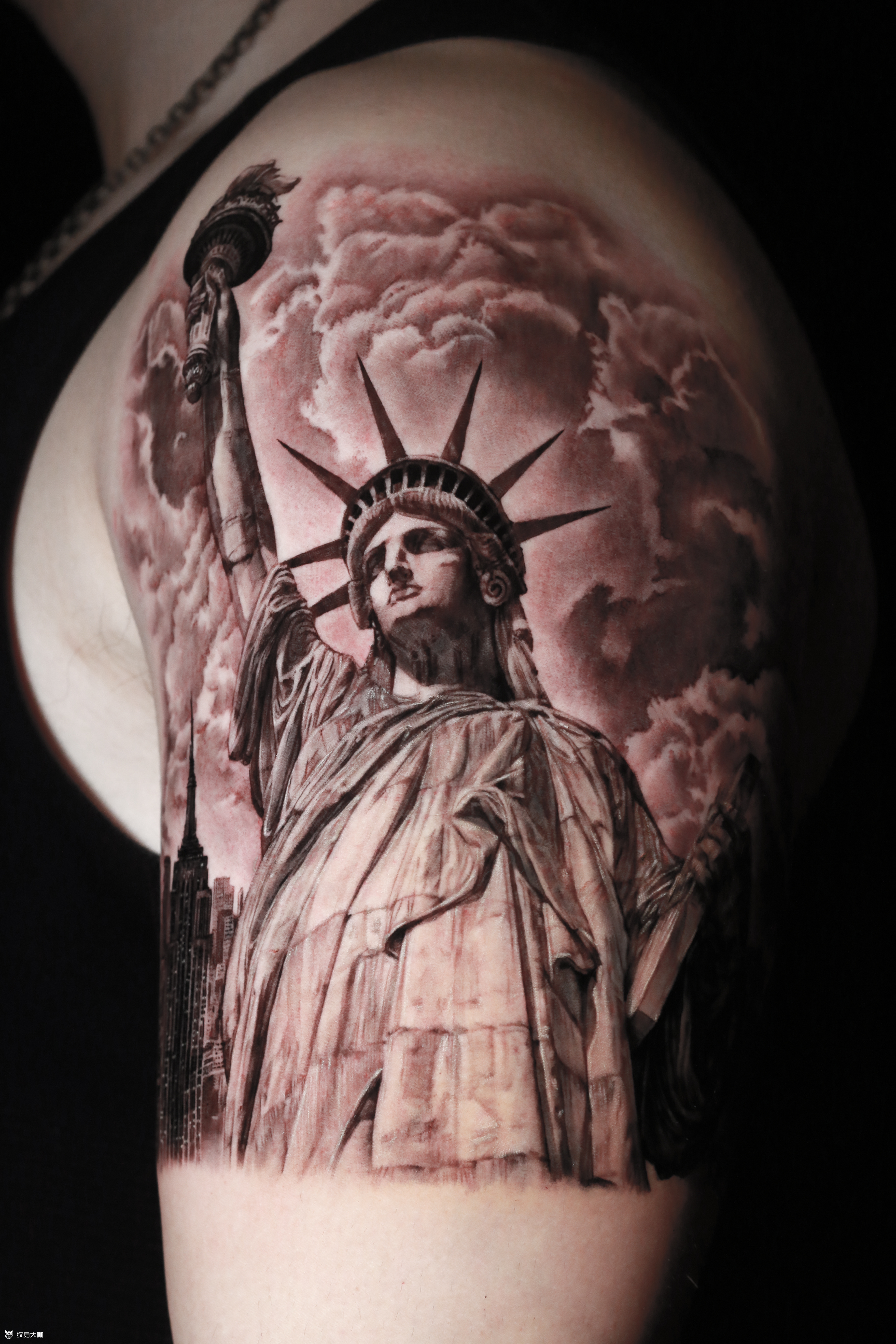 自由女神_纹身图案手稿图片_sunday的纹身作品集