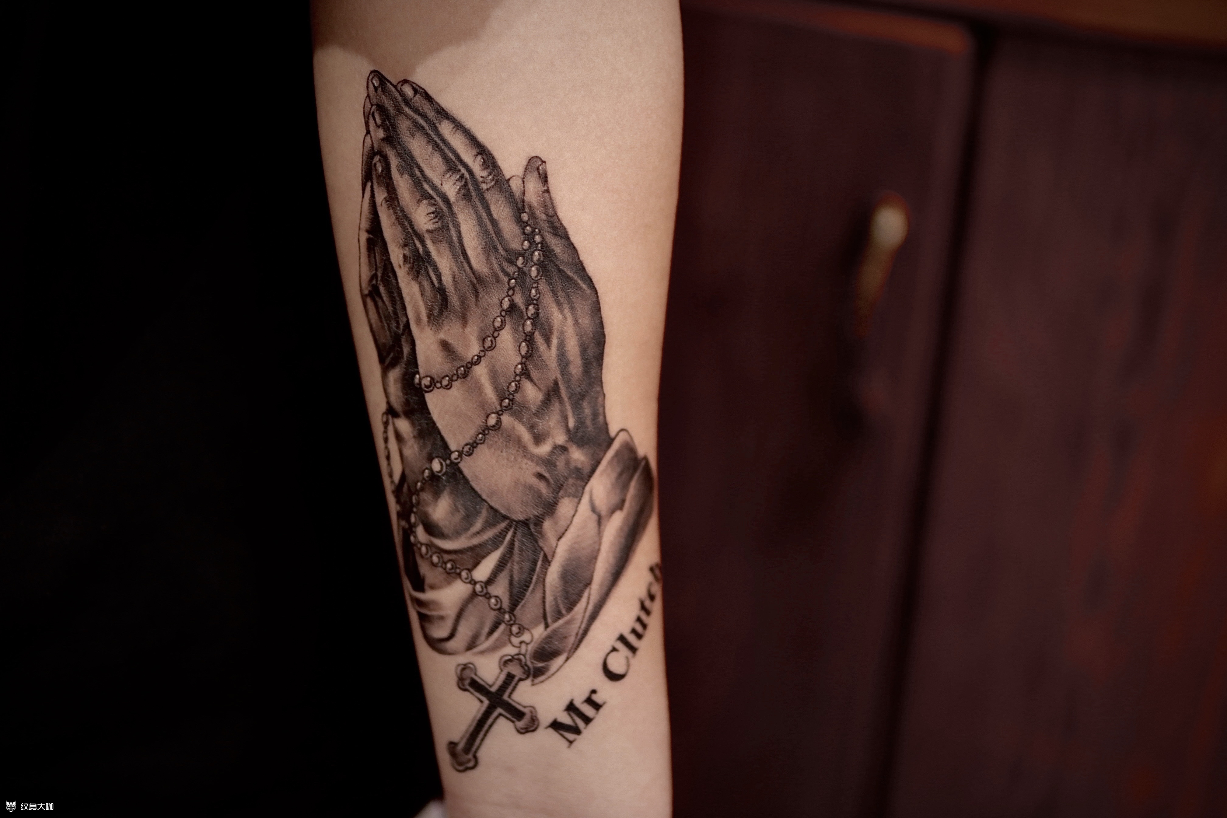 祈祷之手_纹身图案手稿图片_高高高树的纹身作品集
