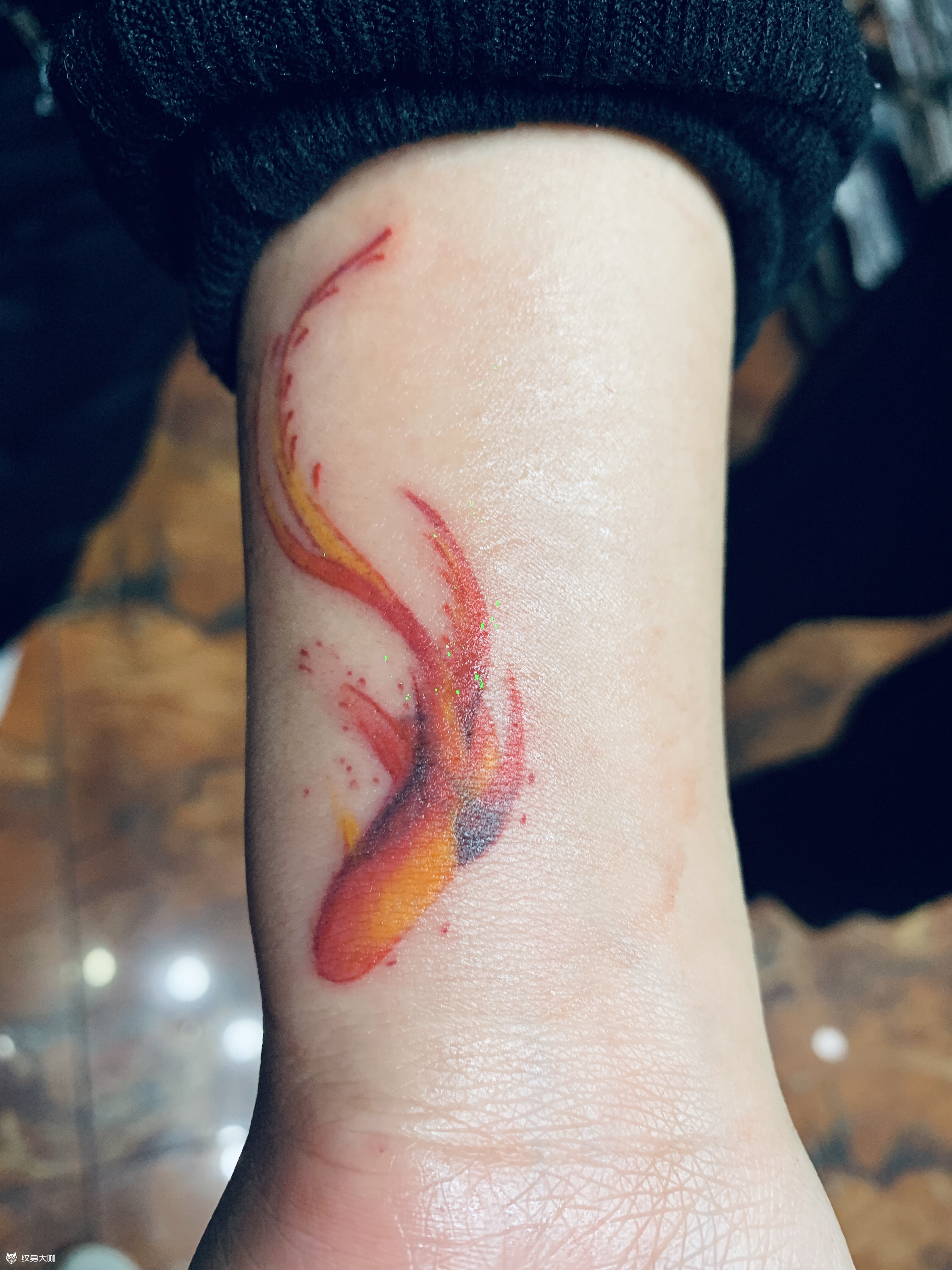 彩色小鱼_纹身吧社区 - 纹身大咖