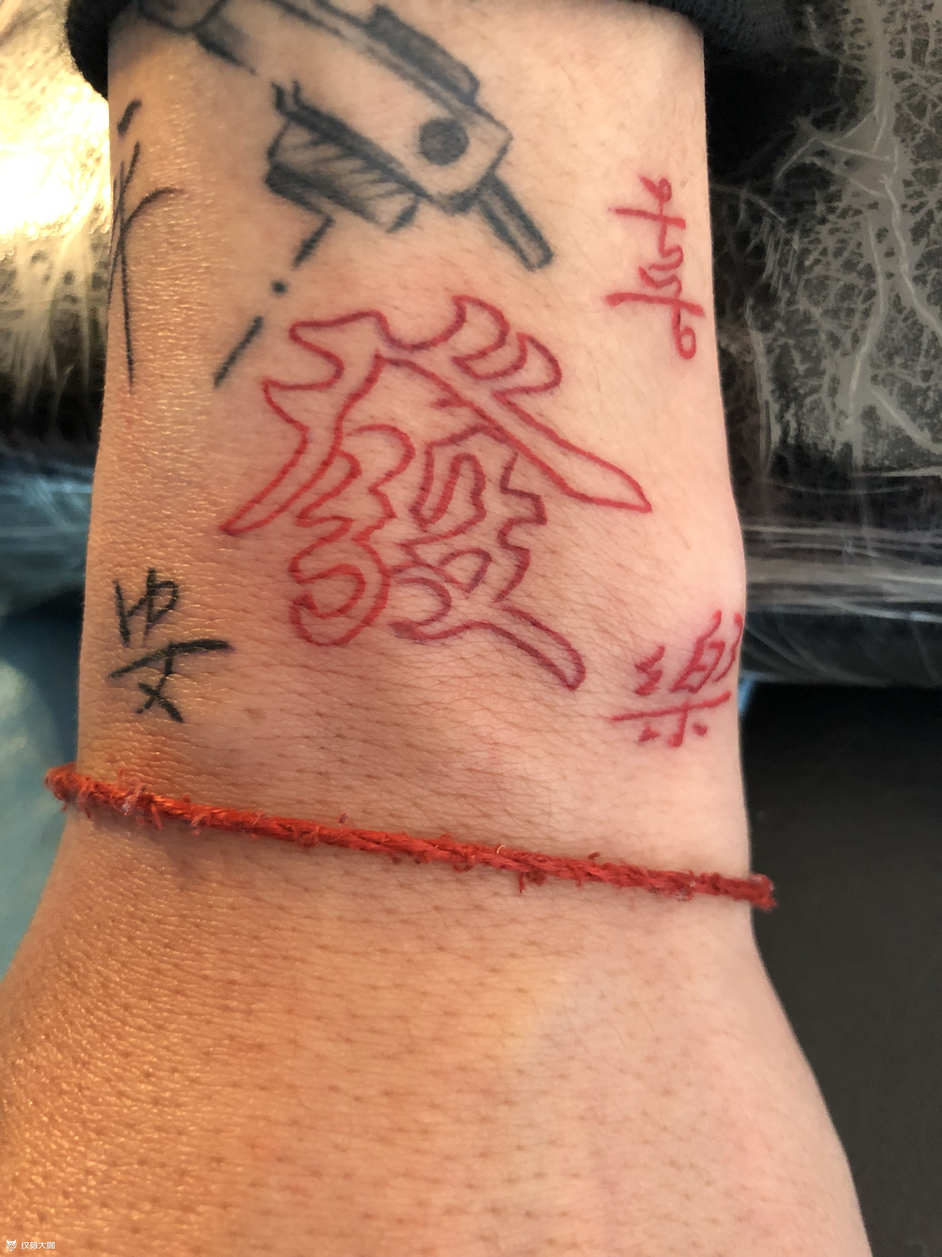 平安喜乐_纹身图案手稿图片_雕颜的纹身作品集