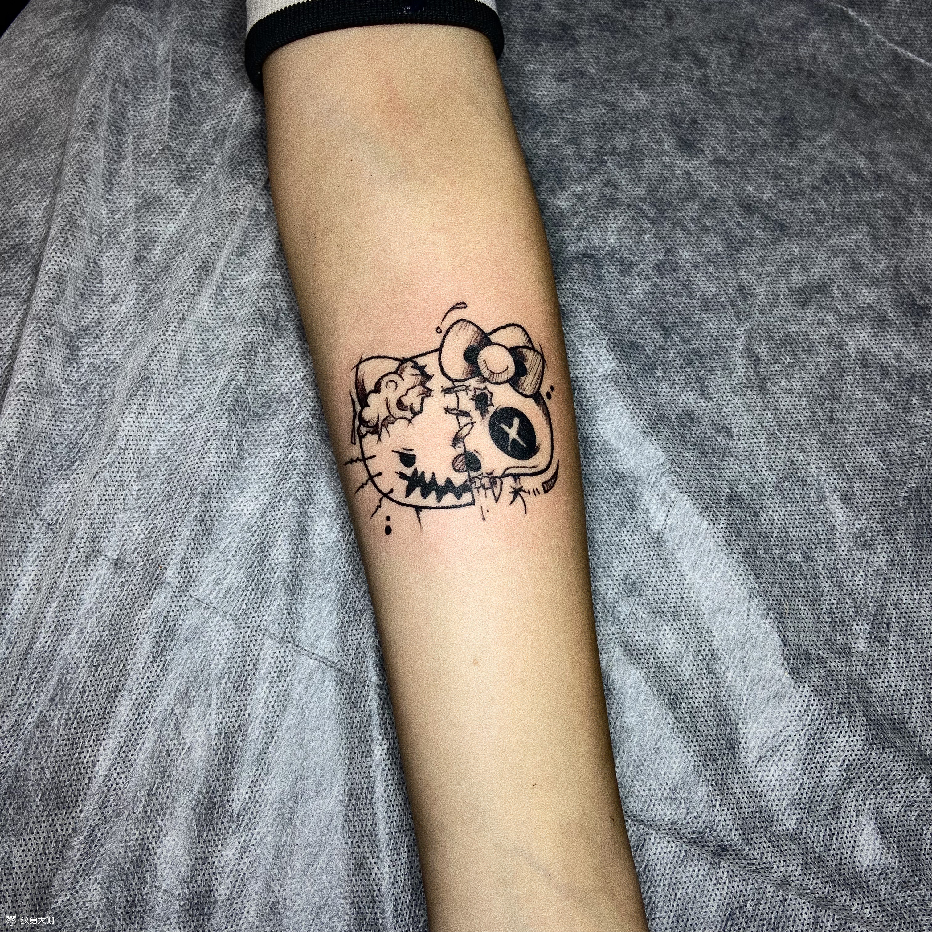 暗黑hello kitty _纹身图案手稿图片_jd的纹身作品集