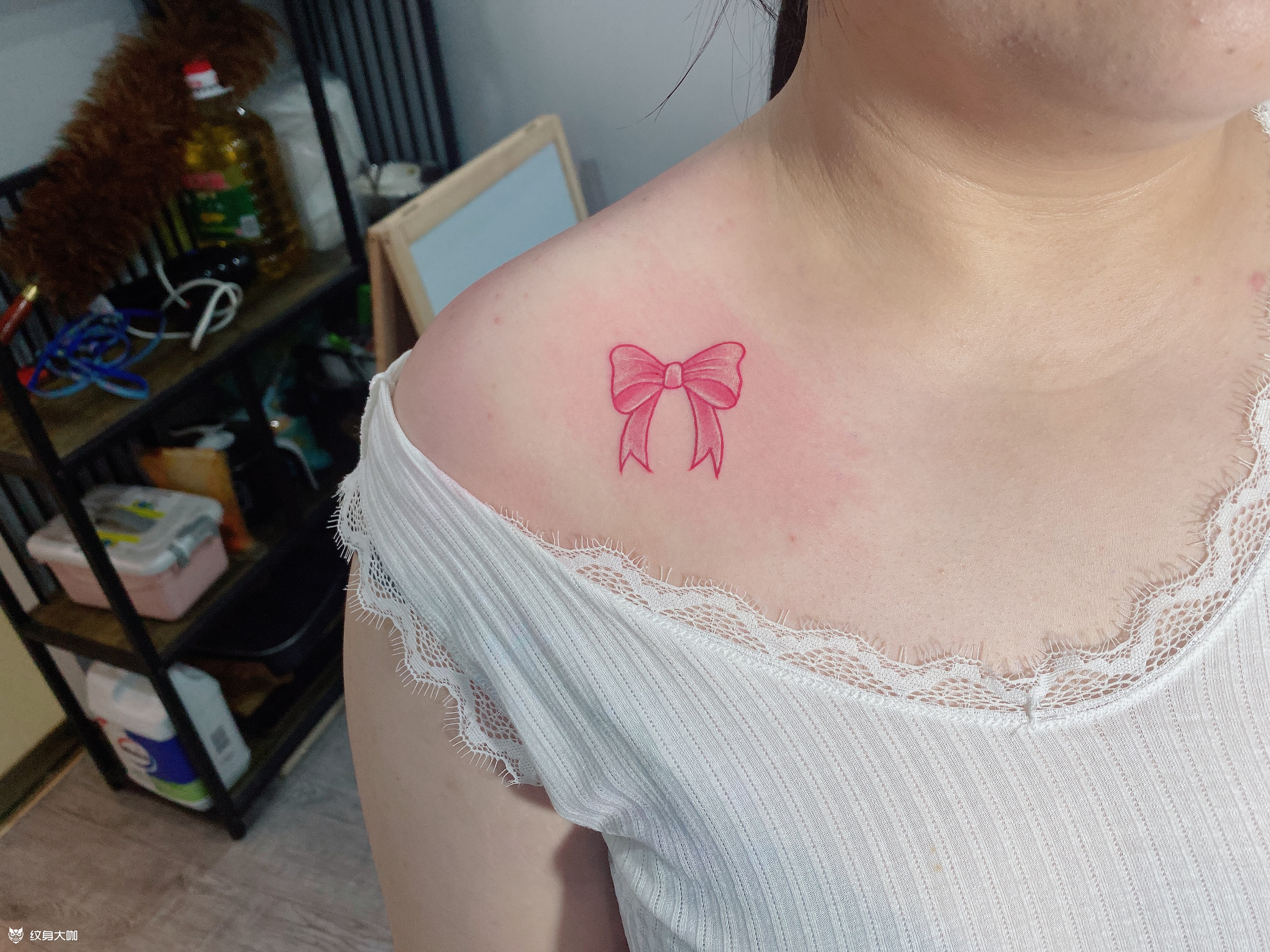 蝴蝶结🎀_纹身图案手稿图片_李露的纹身作品集
