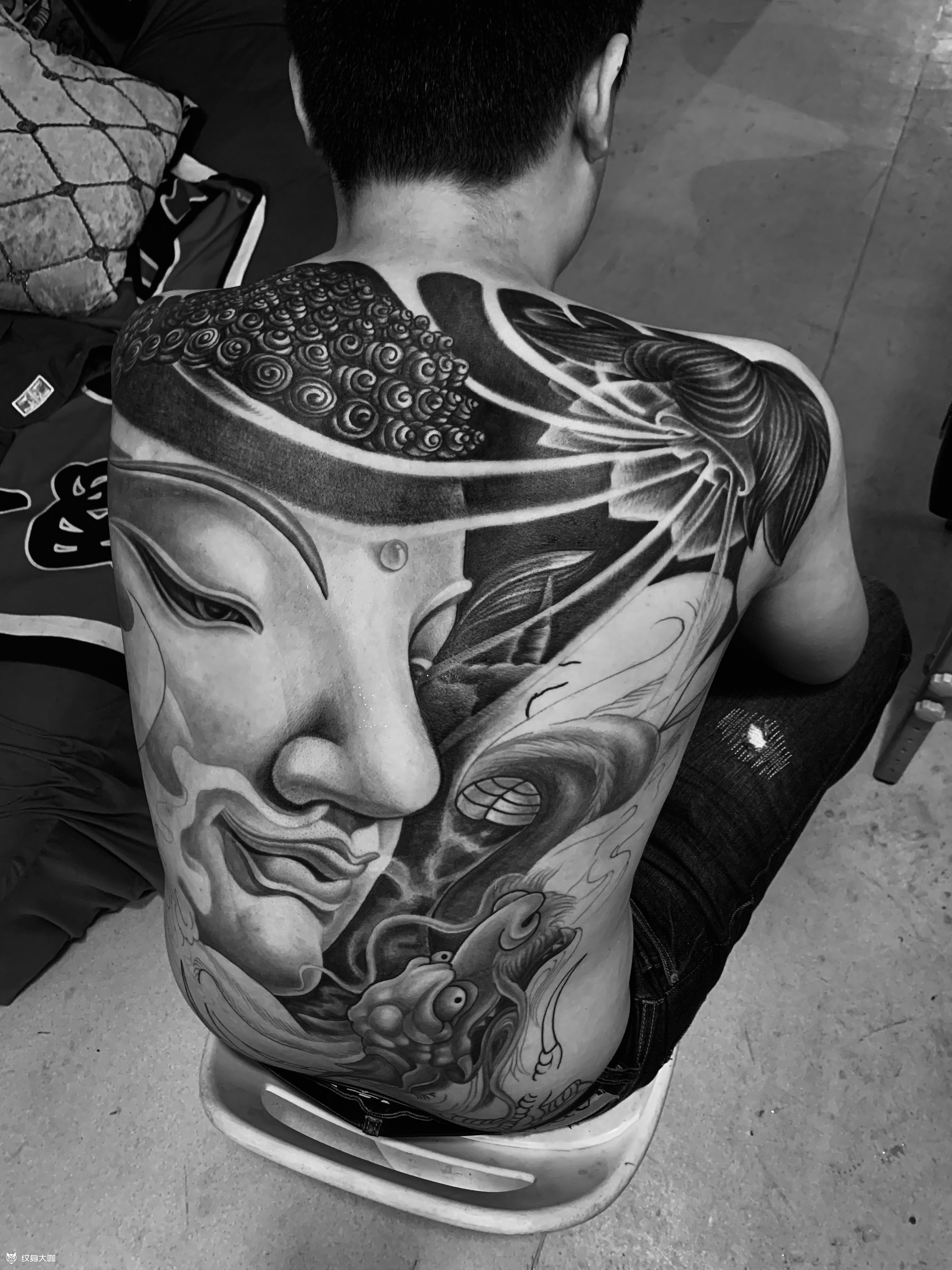 满背佛_纹身吧社区 - 纹身大咖