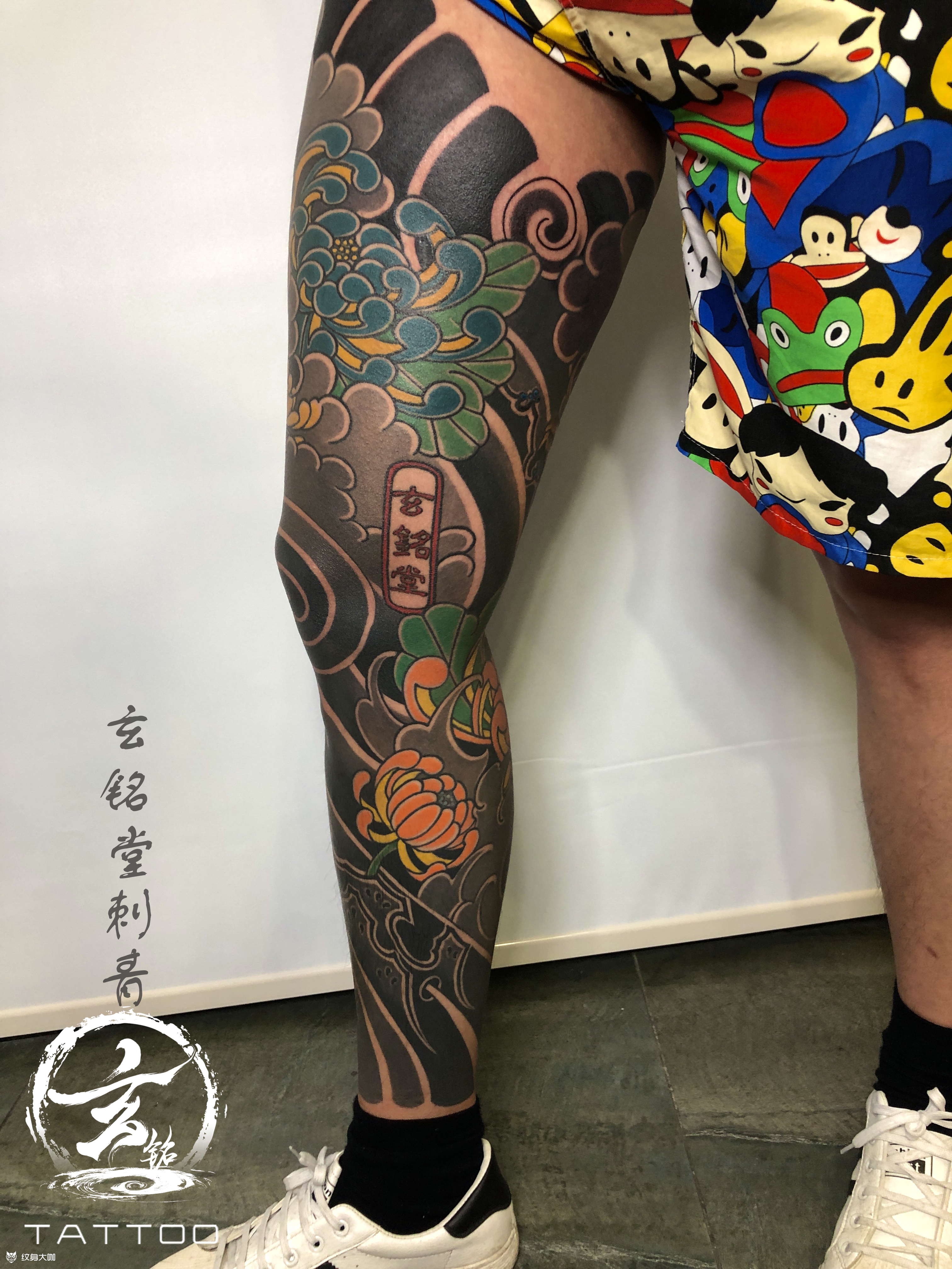 老传统花腿仙鹤菊花_纹身图案手稿图片_徐海民的纹身作品集