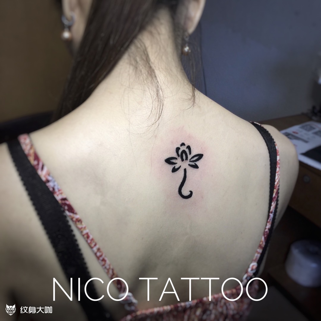 图腾莲花_纹身图案手稿图片_ahao的纹身作品集