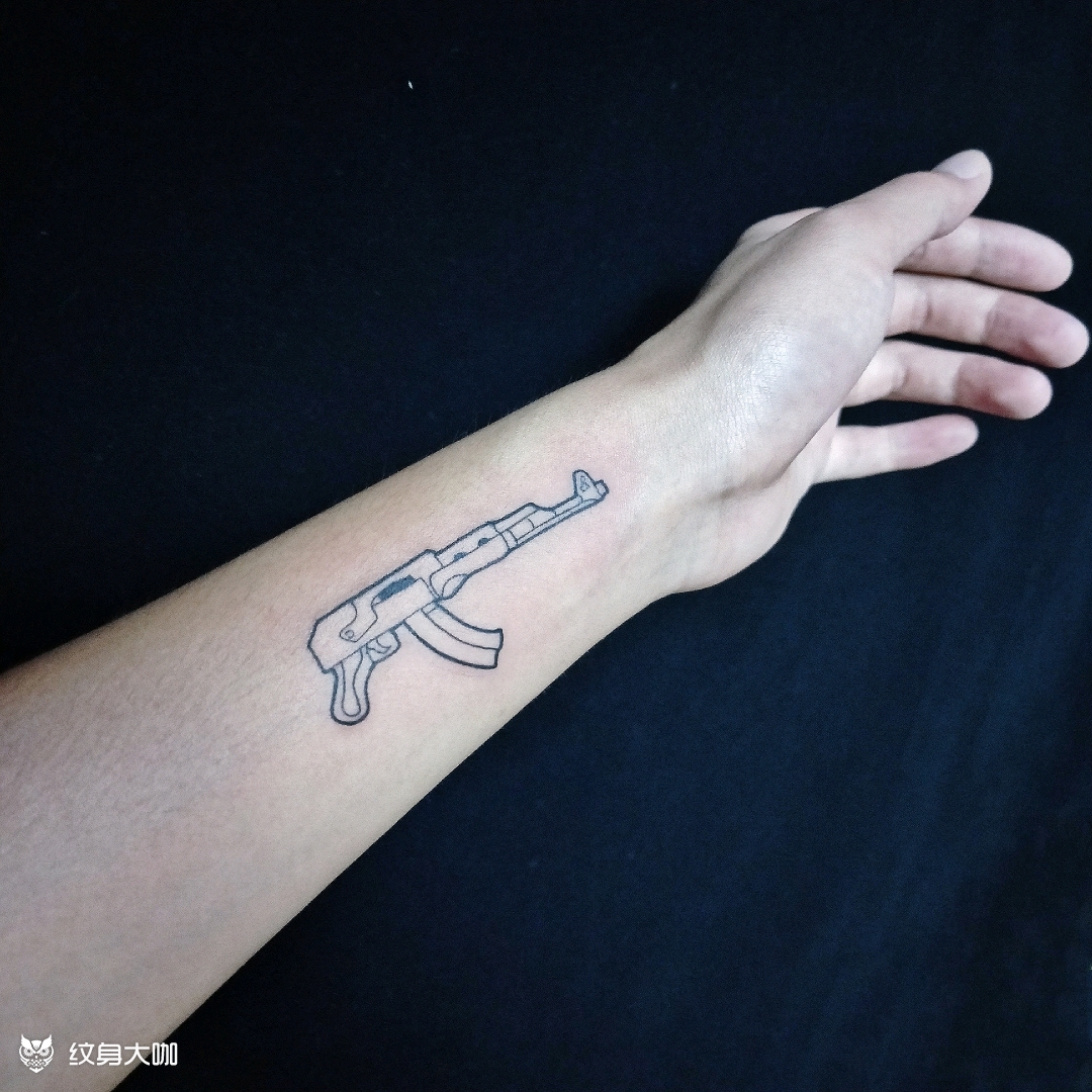 ak47_纹身图案手稿图片_阿良的纹身作品集