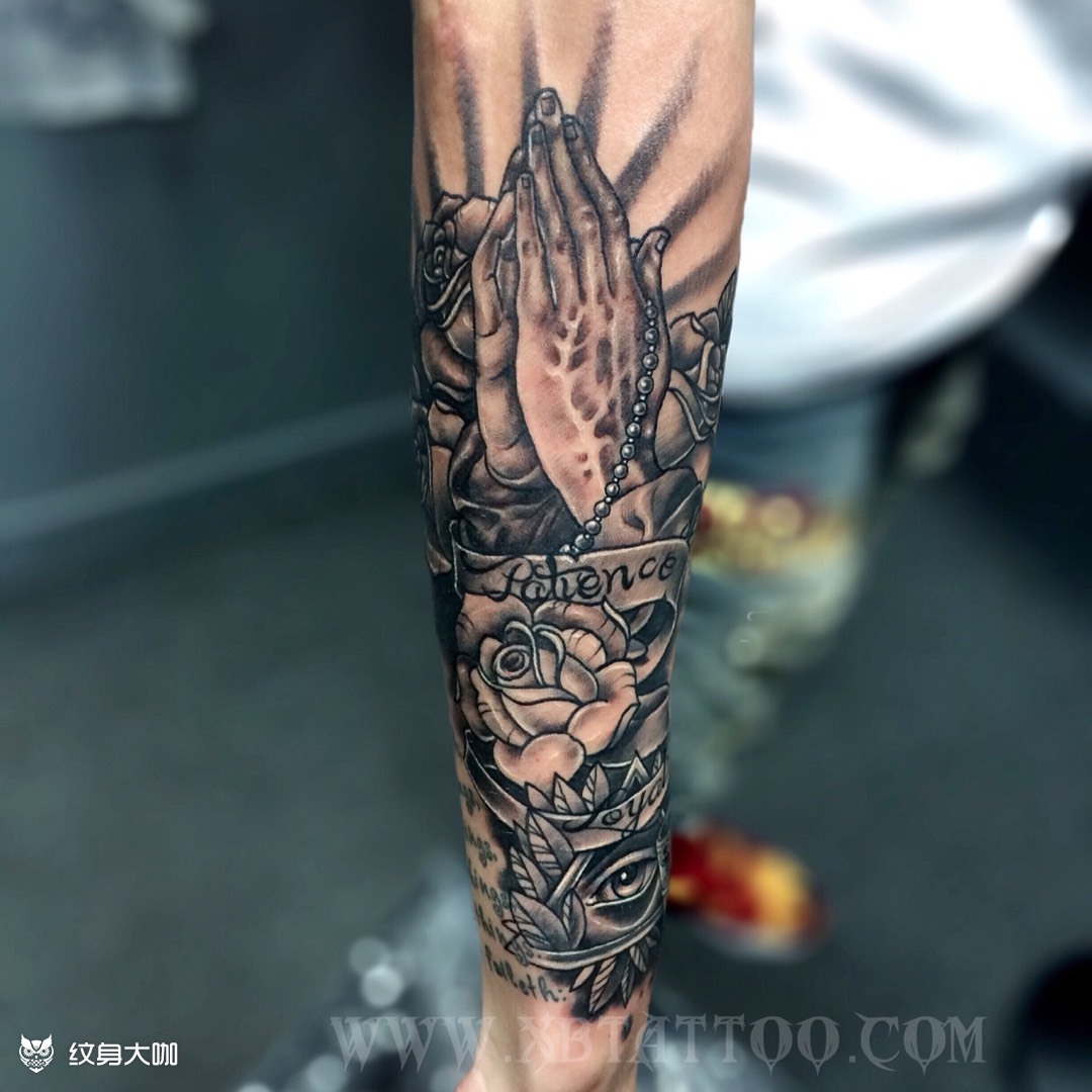 祈祷之手_纹身图案手稿图片_潘文帮的纹身作品集