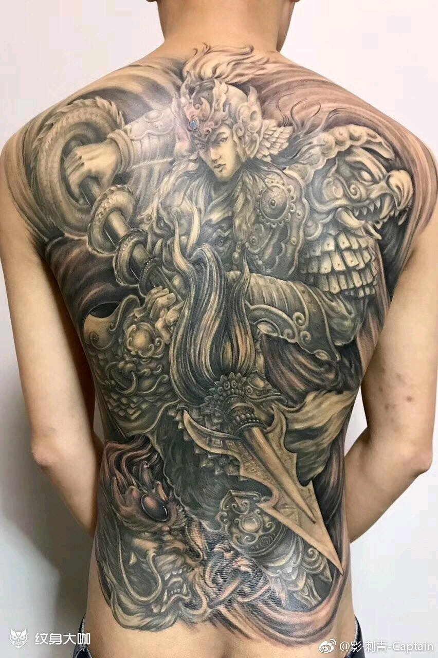 古来冲阵扶危主,唯有常山赵子龙.