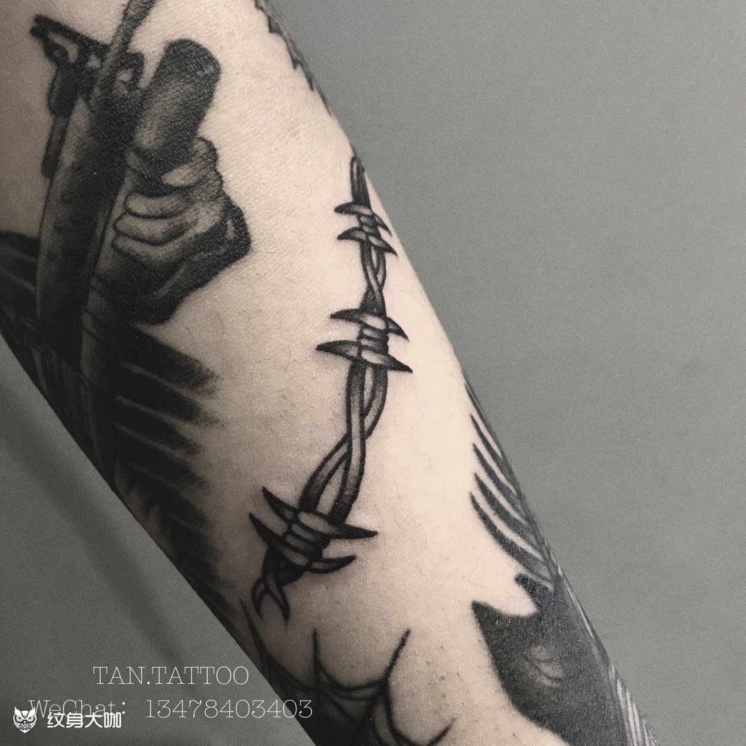 铁丝_纹身图案手稿图片_tan的纹身作品集