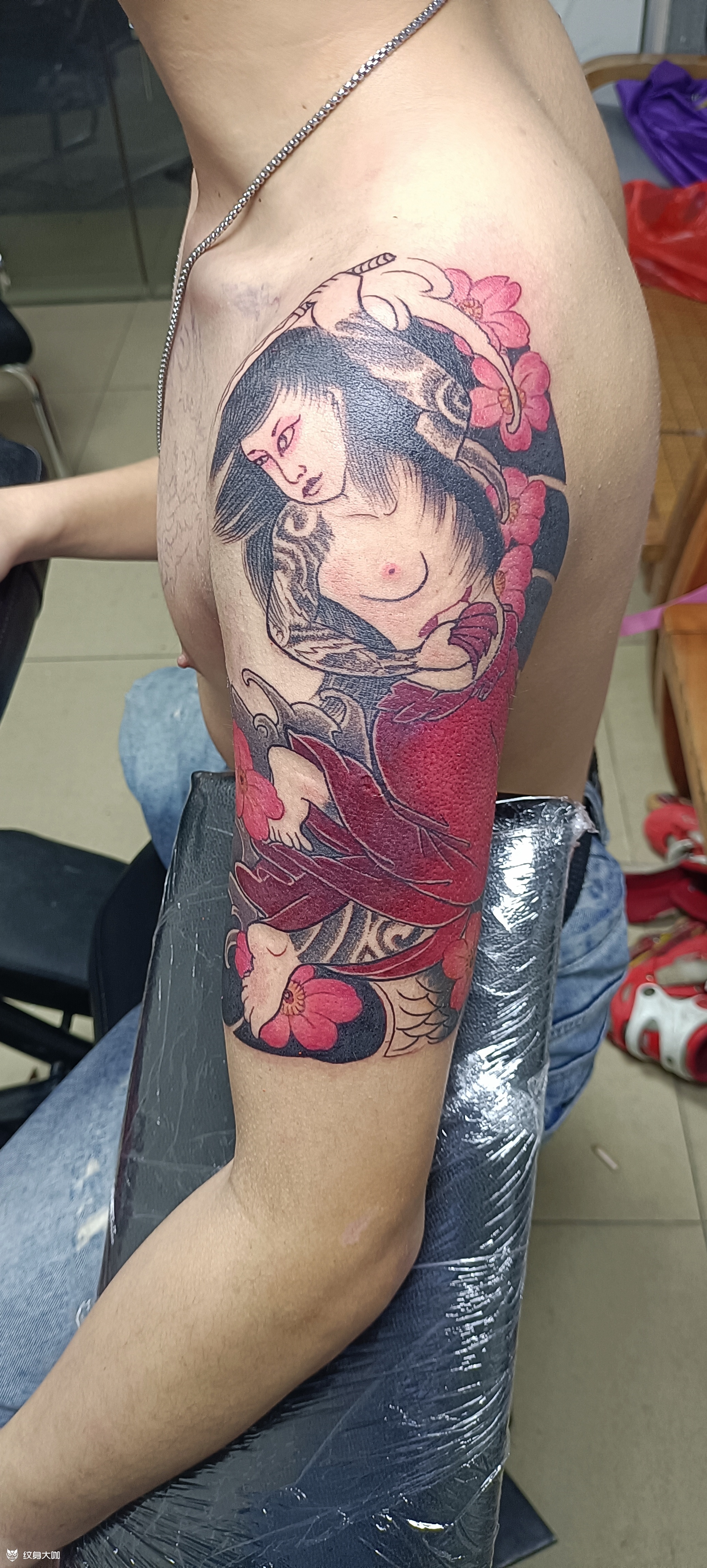 半甲累的.这行业没有钱途_纹身吧社区 - 纹身大咖