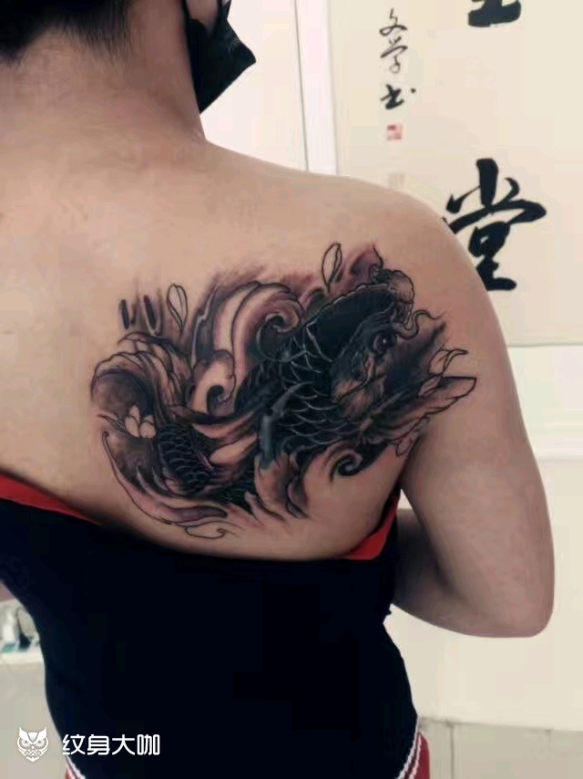 锦鲤_纹身图案手稿图片_梁子的纹身作品集