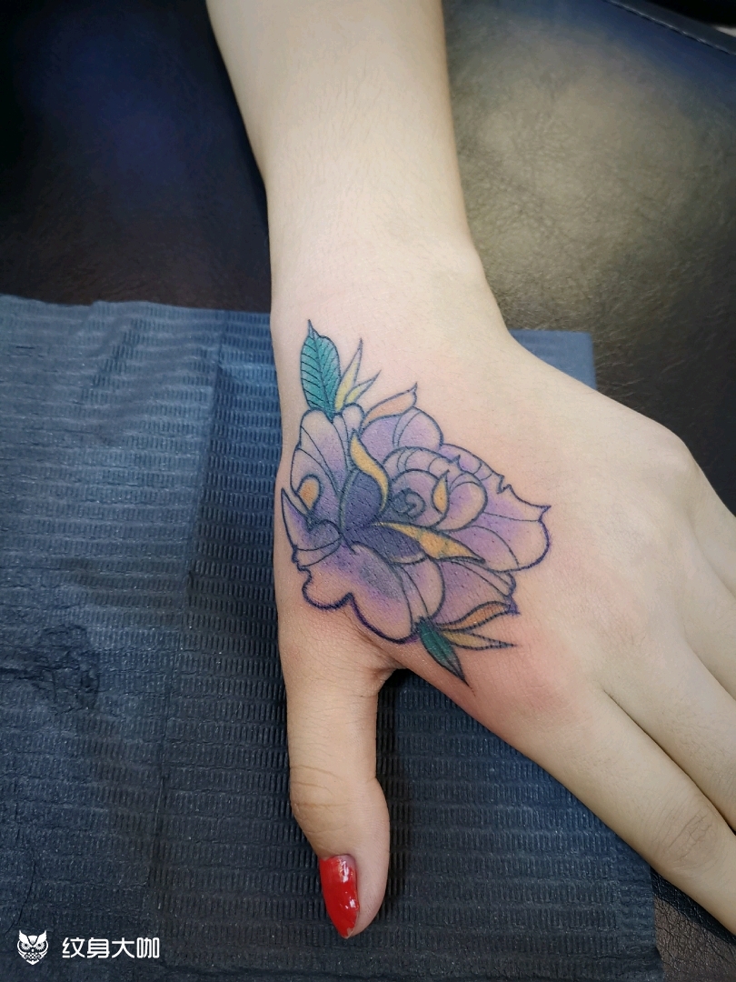 虎口玫瑰遮盖_纹身图案手稿图片_joy卓子的纹身作品集