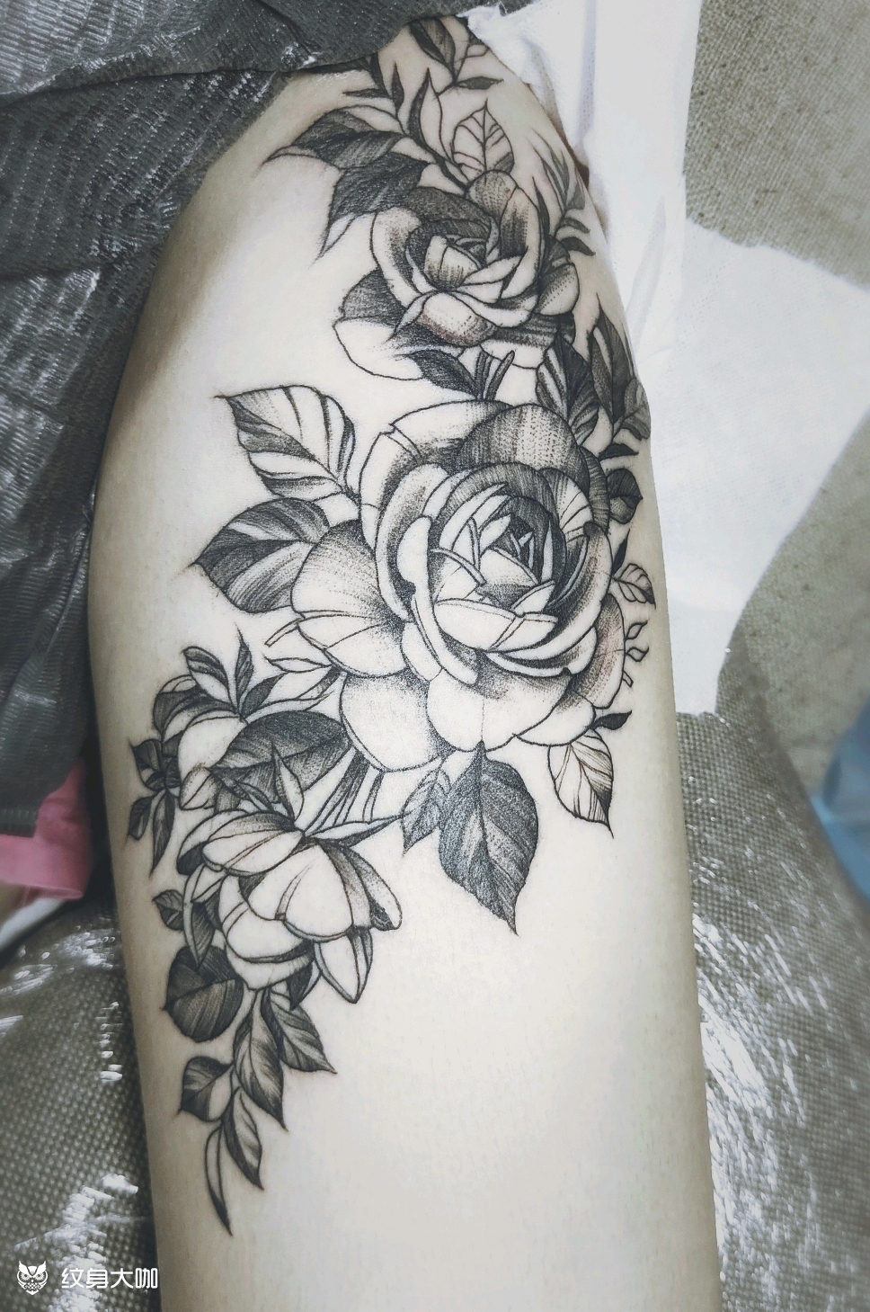 大腿花卉_纹身图案手稿图片_林剑豪的纹身作品集