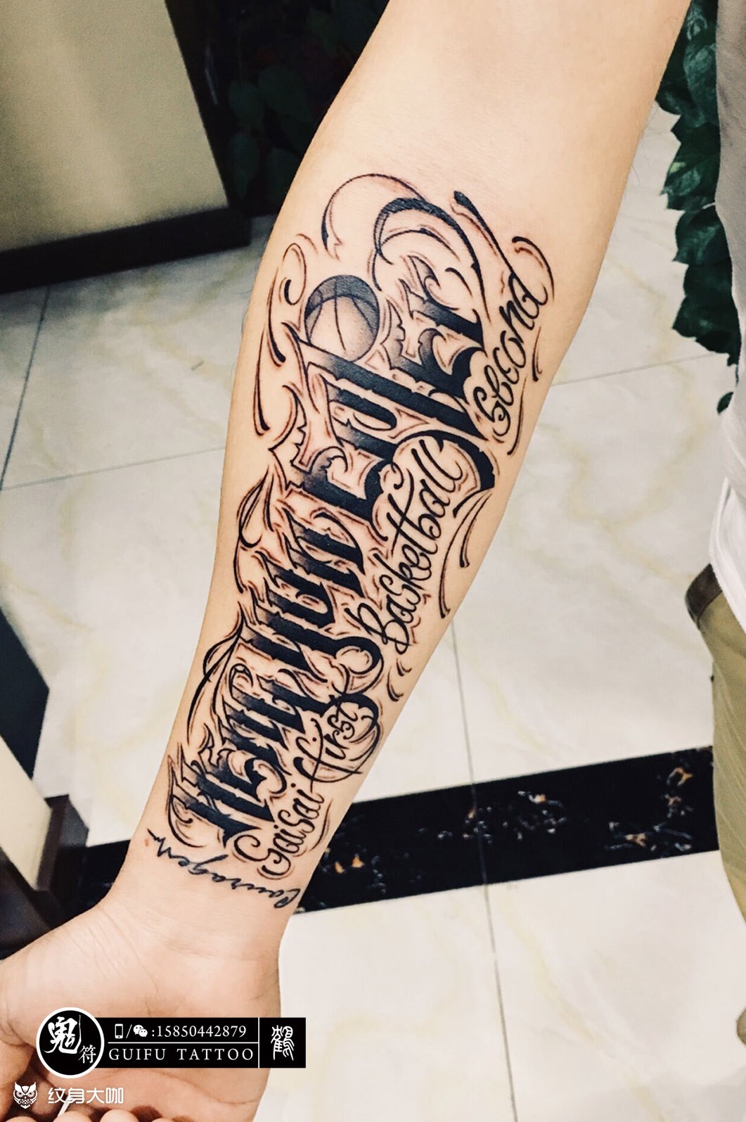 英文花体奇卡诺字体_纹身图案手稿图片_贺鹤云的纹身作品集