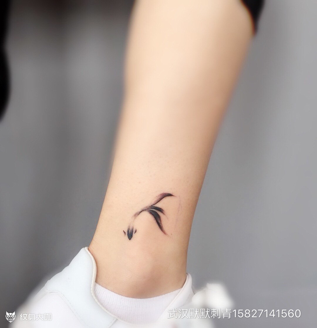 小清新鱼95·武汉默默刺青_纹身图案手稿图片_默默的纹身作品集