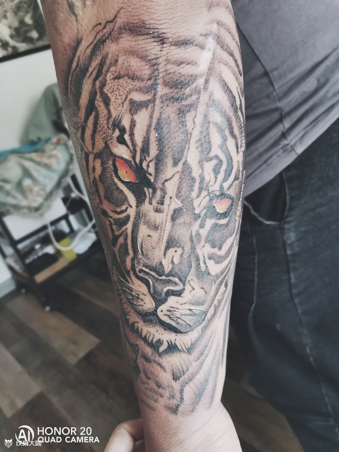 心有猛虎 细嗅蔷薇_纹身图案手稿图片_@男姐的纹身作品集