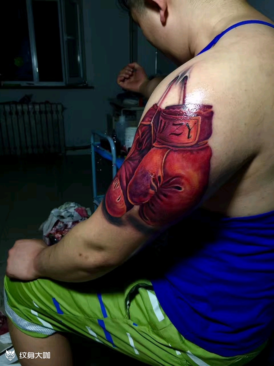 拳击手套_纹身图案手稿图片_阿良的纹身作品集