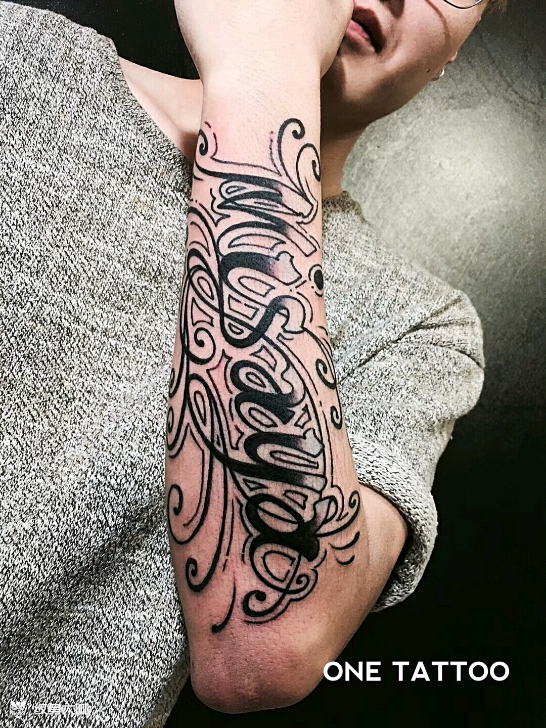 花体字,神选之子_纹身图案手稿图片_鞍山61万刺社的纹身作品集