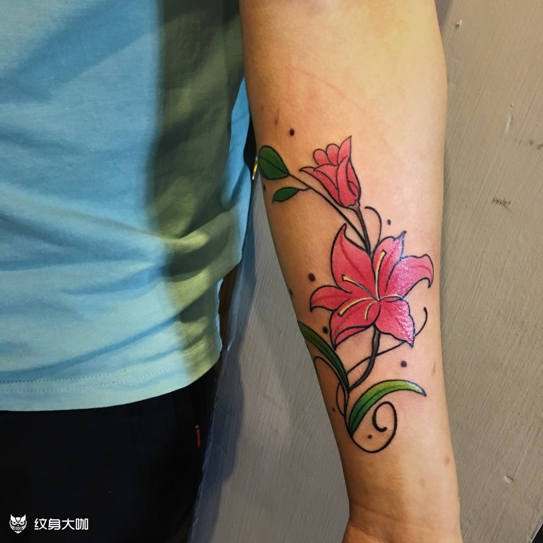 百合花_纹身图案手稿图片_航的纹身作品集