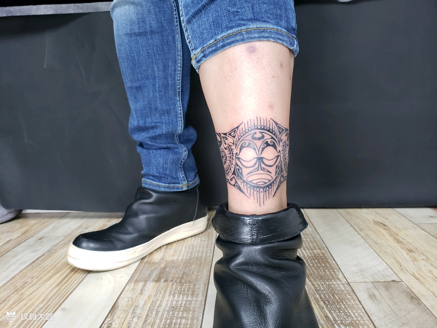 小腿图腾_纹身图案手稿图片_橘子的纹身作品集