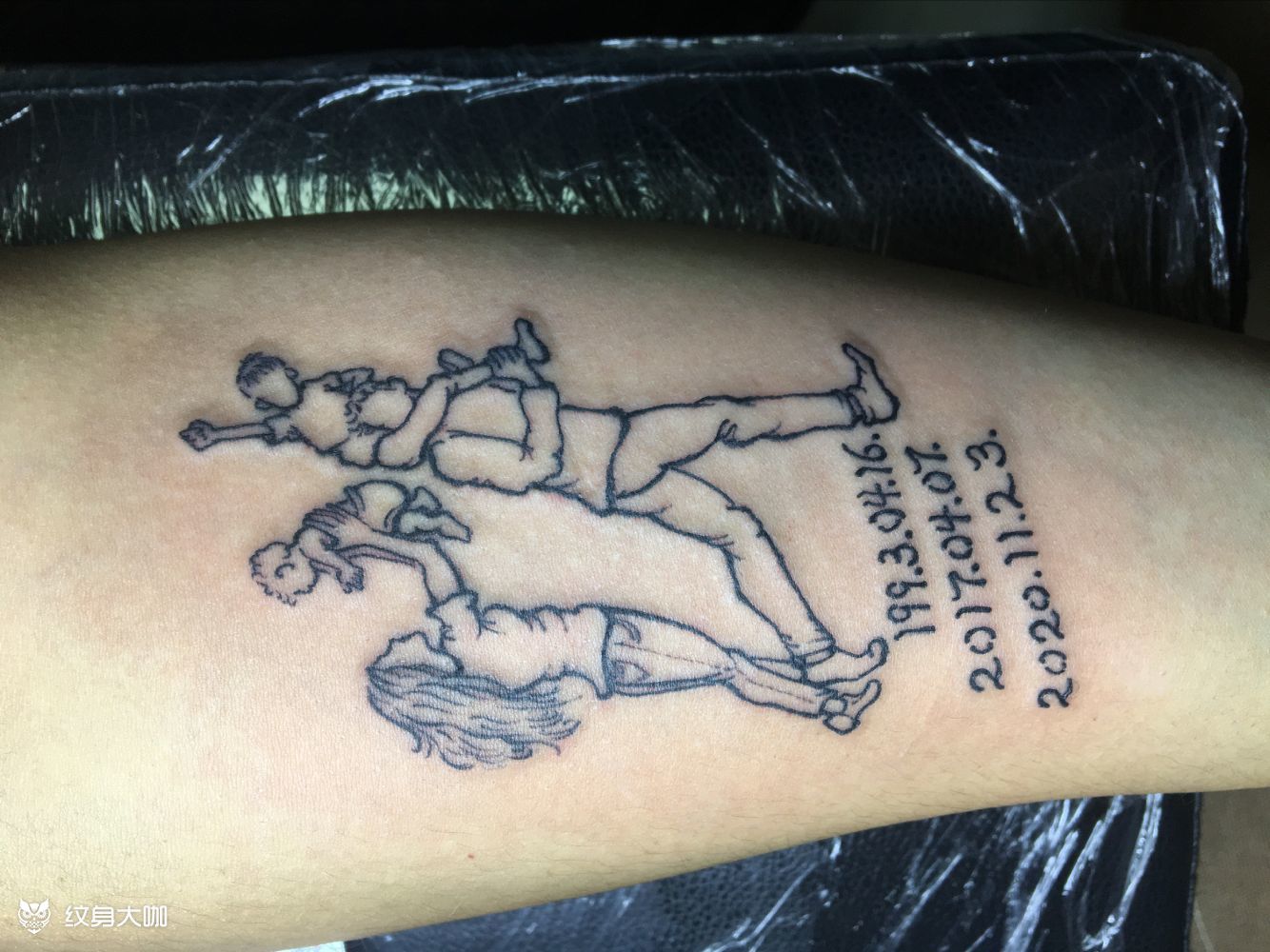 一家四口_纹身图案手稿图片_候雨的纹身作品集