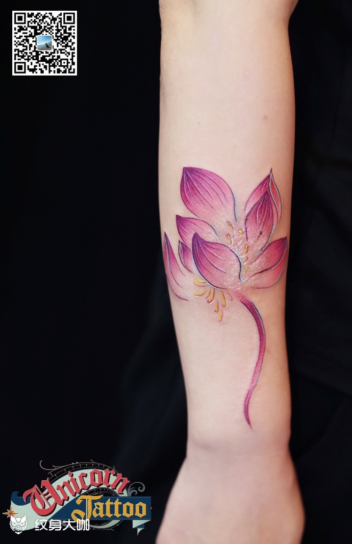 小臂荷花疤痕遮盖_纹身图案手稿图片_豆芽壳的纹身作品集