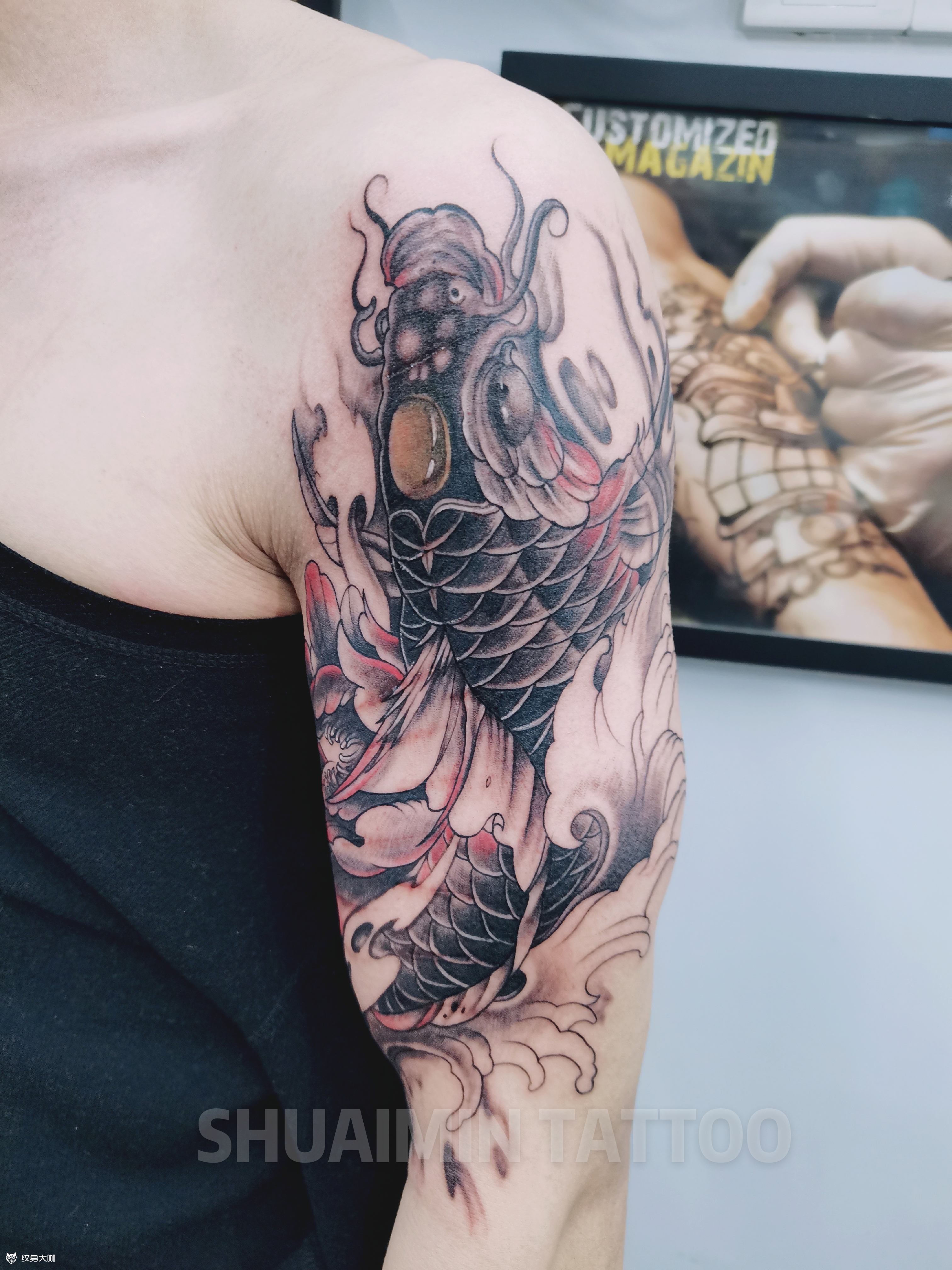 遮盖疤痕招财鲤鱼