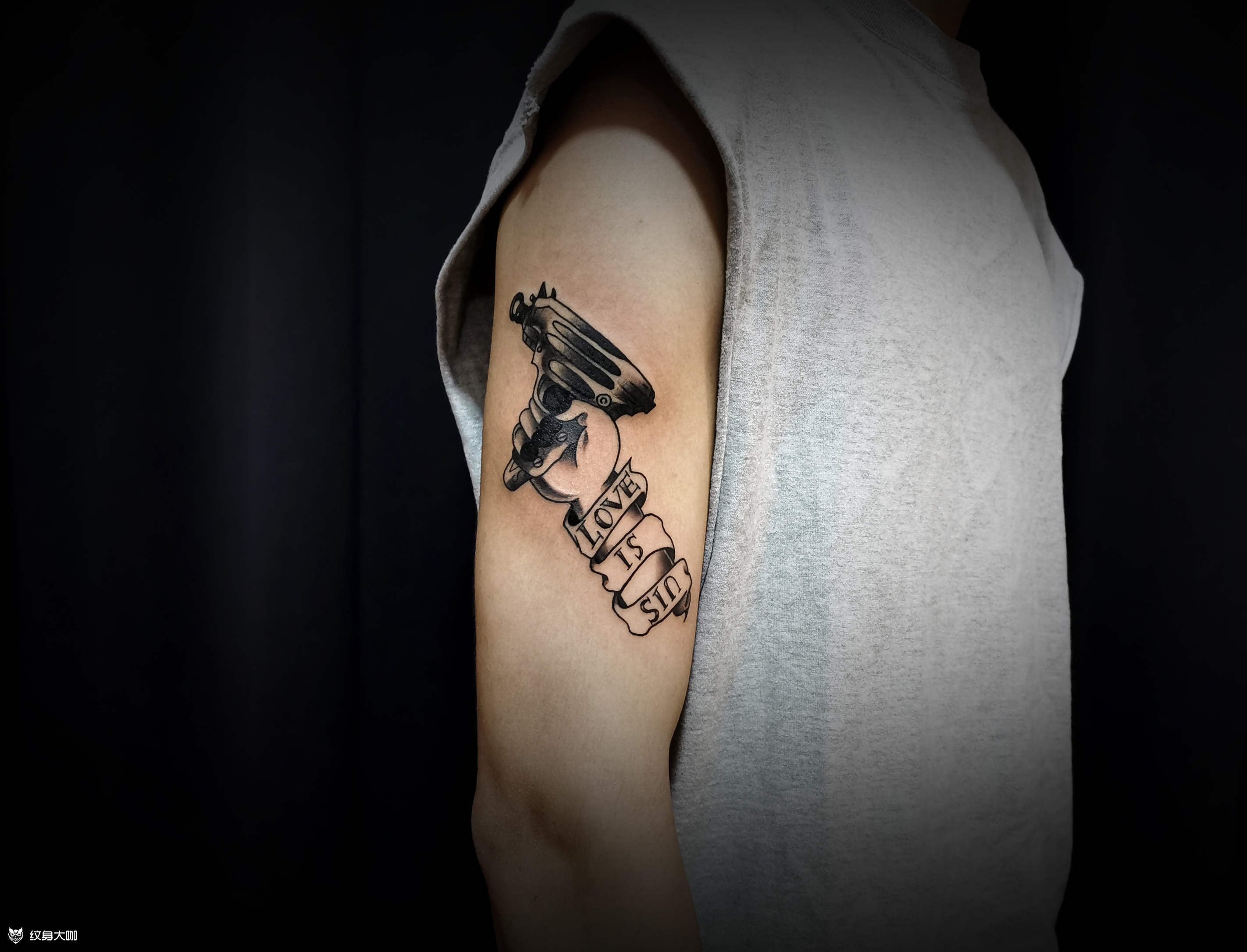 chicano uzi_纹身图案手稿图片_李承龙的纹身作品集