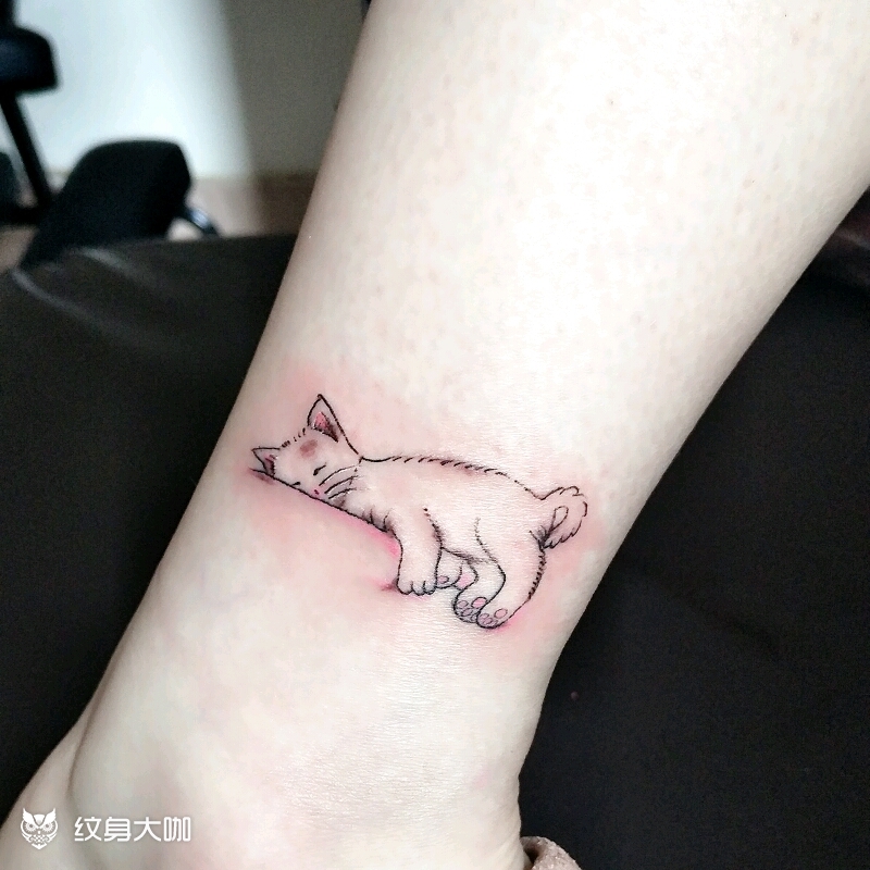 小猫_纹身图案手稿图片_蒂芙尼蓝的纹身作品集