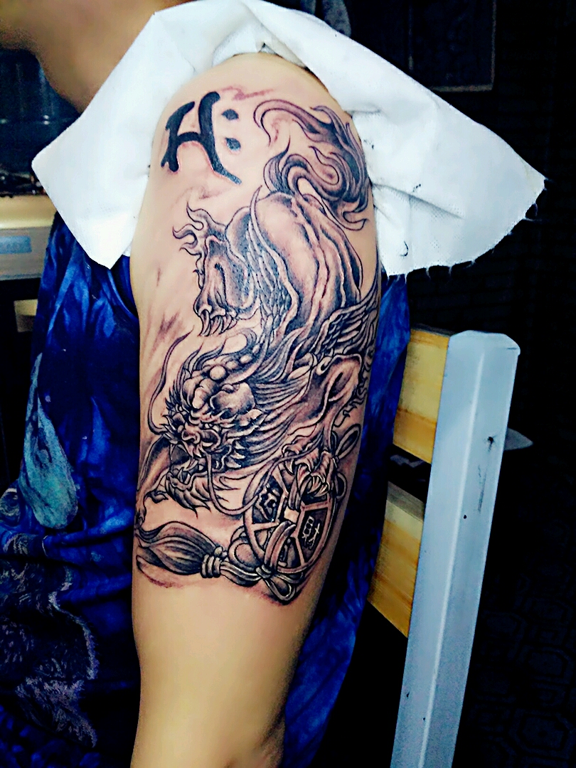 大臂貔貅_纹身图案手稿图片_陈建涛的纹身作品集