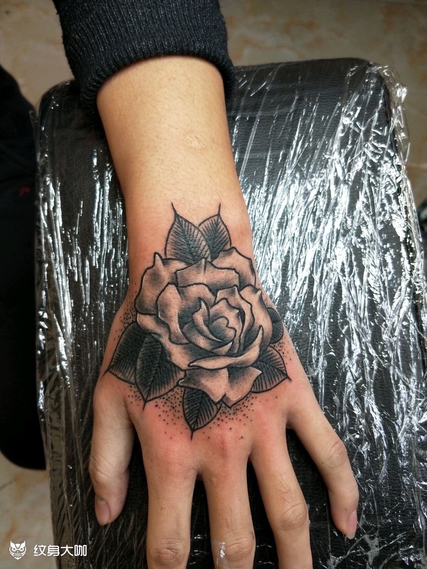 手背遮盖_纹身图案手稿图片_程迷的纹身作品集