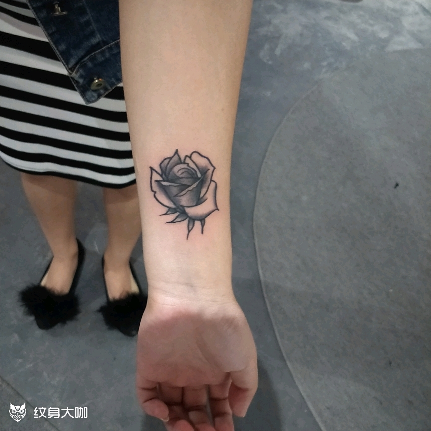 小遮盖花_纹身图案手稿图片_十一的纹身作品集