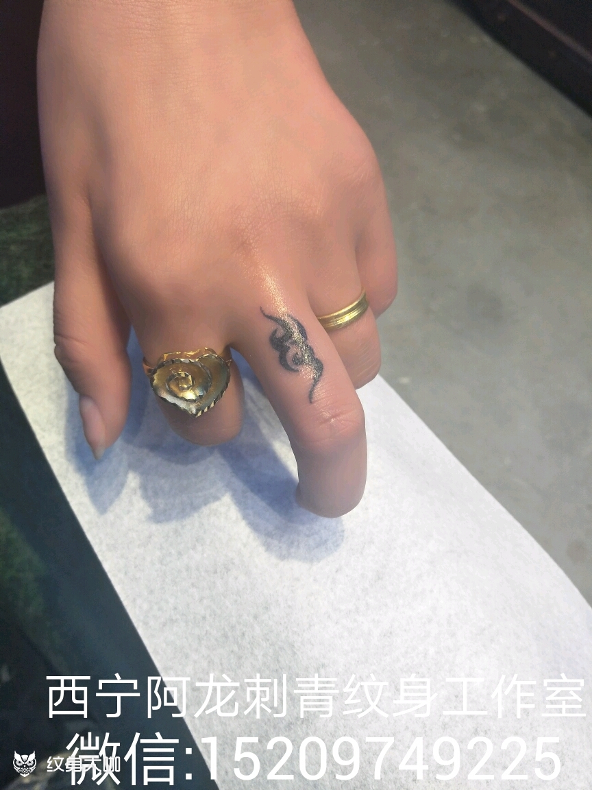 手指图腾_纹身图案手稿图片_阿龙的纹身作品集