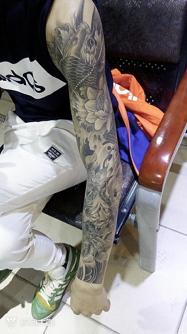 花臂_纹身图案手稿图片_断翅鹰的纹身作品集