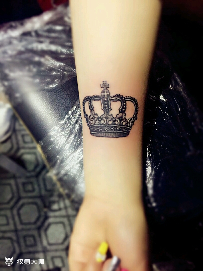 小臂皇冠95_纹身图案手稿图片_陈建涛的纹身作品集