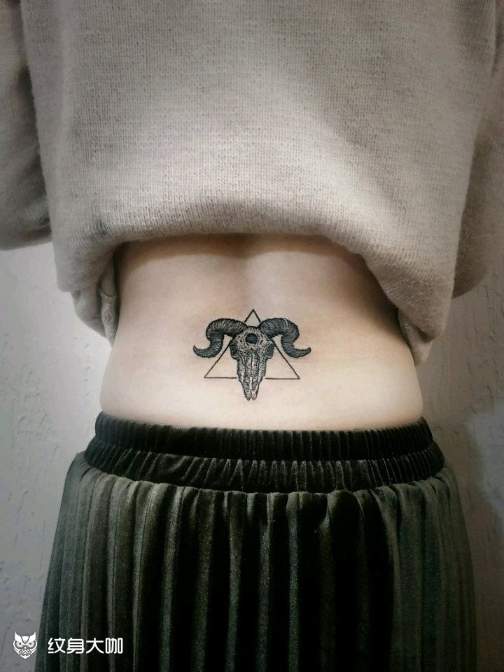 羊头骨_纹身图案手稿图片_feifei的纹身作品集