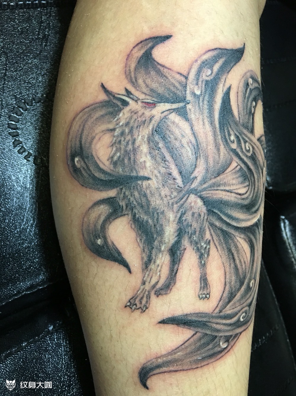 九尾狐_纹身图案手稿图片_老方的纹身作品集