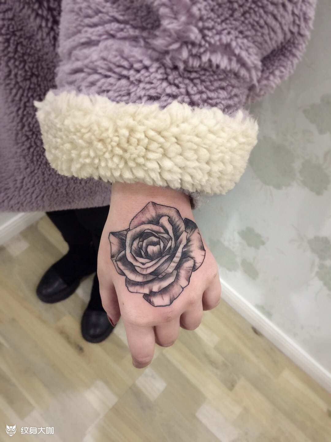 手背花_纹身图案手稿图片_水森林的纹身作品集