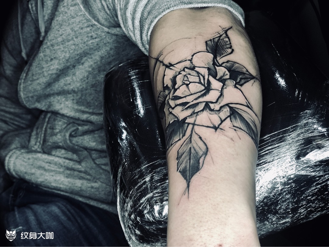 速写玫瑰_纹身图案手稿图片_李东阳的纹身作品集