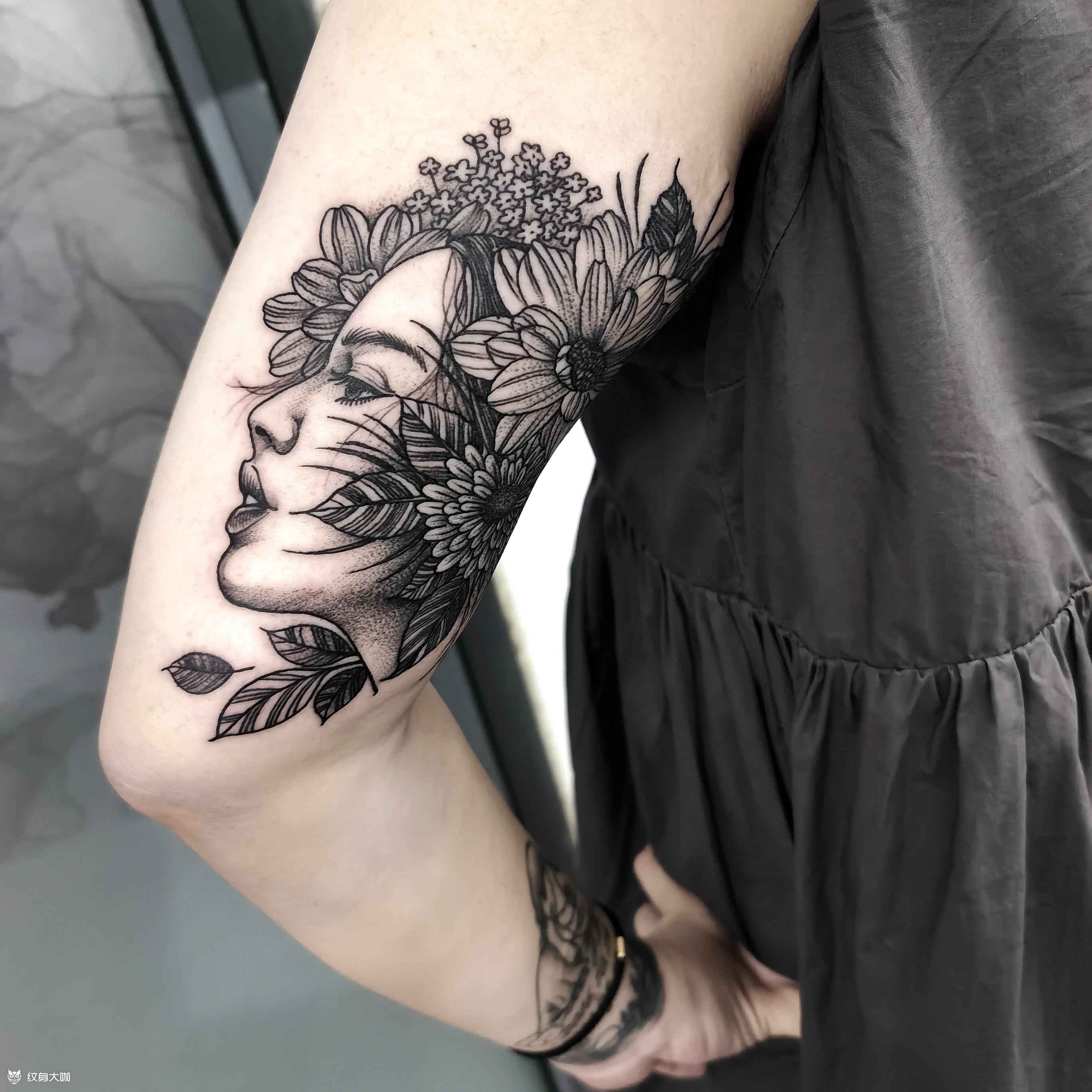 素花人像_纹身图案手稿图片_牛晋北的纹身作品集