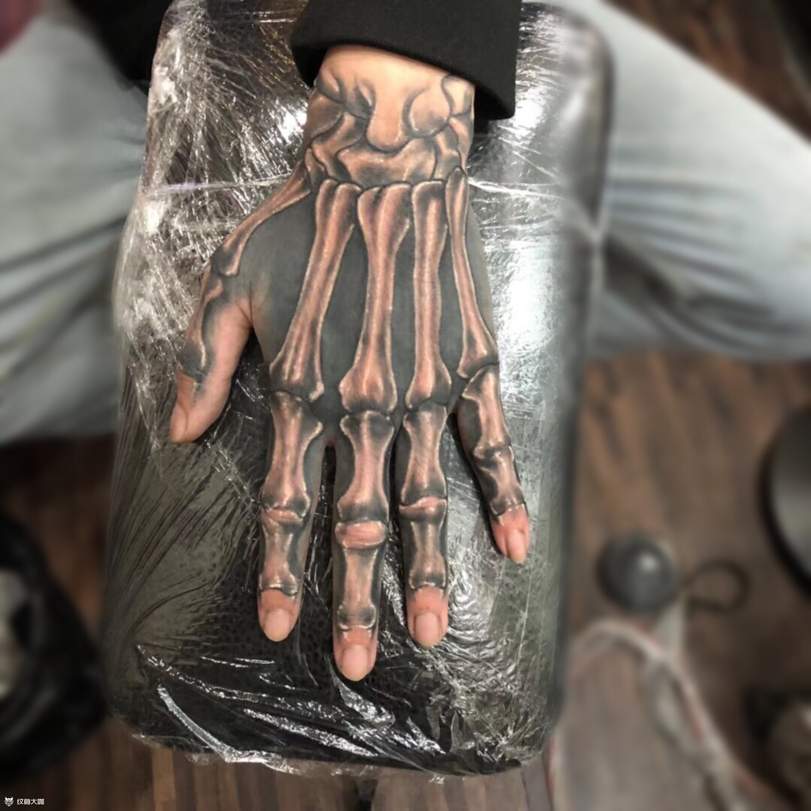 手骨_纹身图案手稿图片_ 传统-林的纹身作品集