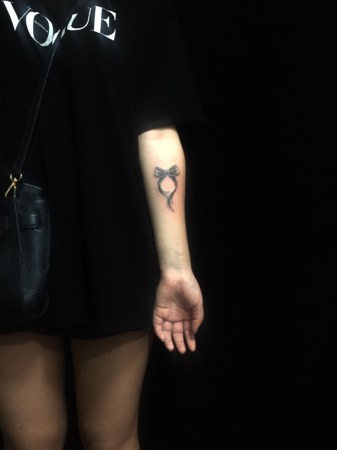 蝴蝶结_纹身图案手稿图片_朱馗的纹身作品集